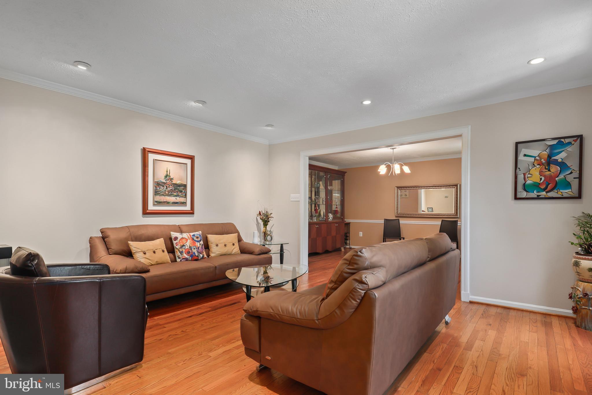 GLENBROOKE WOODS - Residential