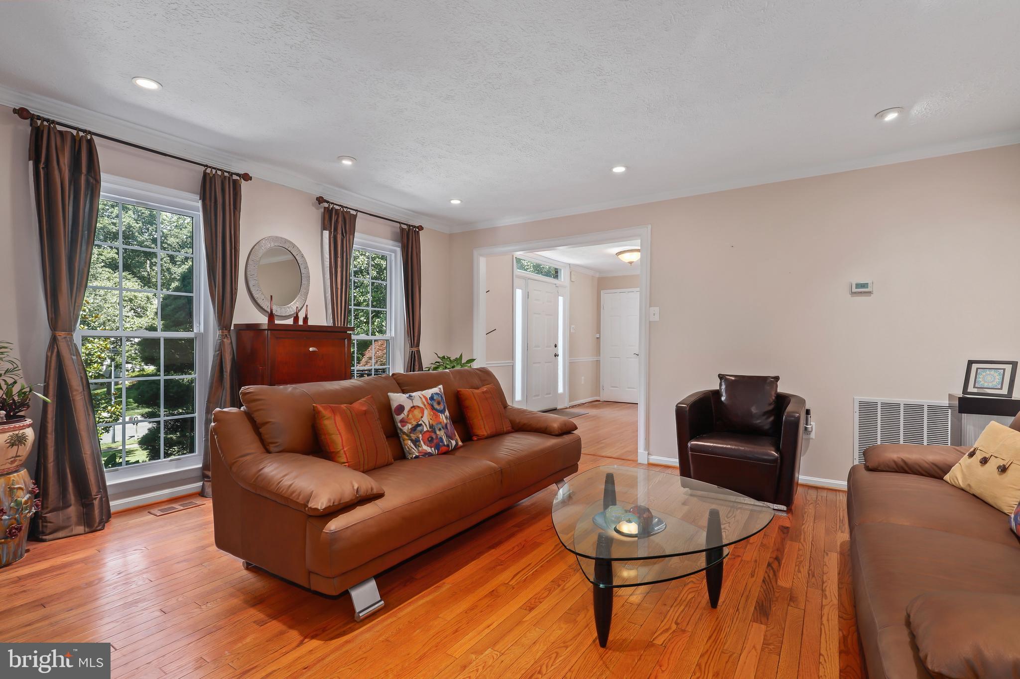 GLENBROOKE WOODS - Residential