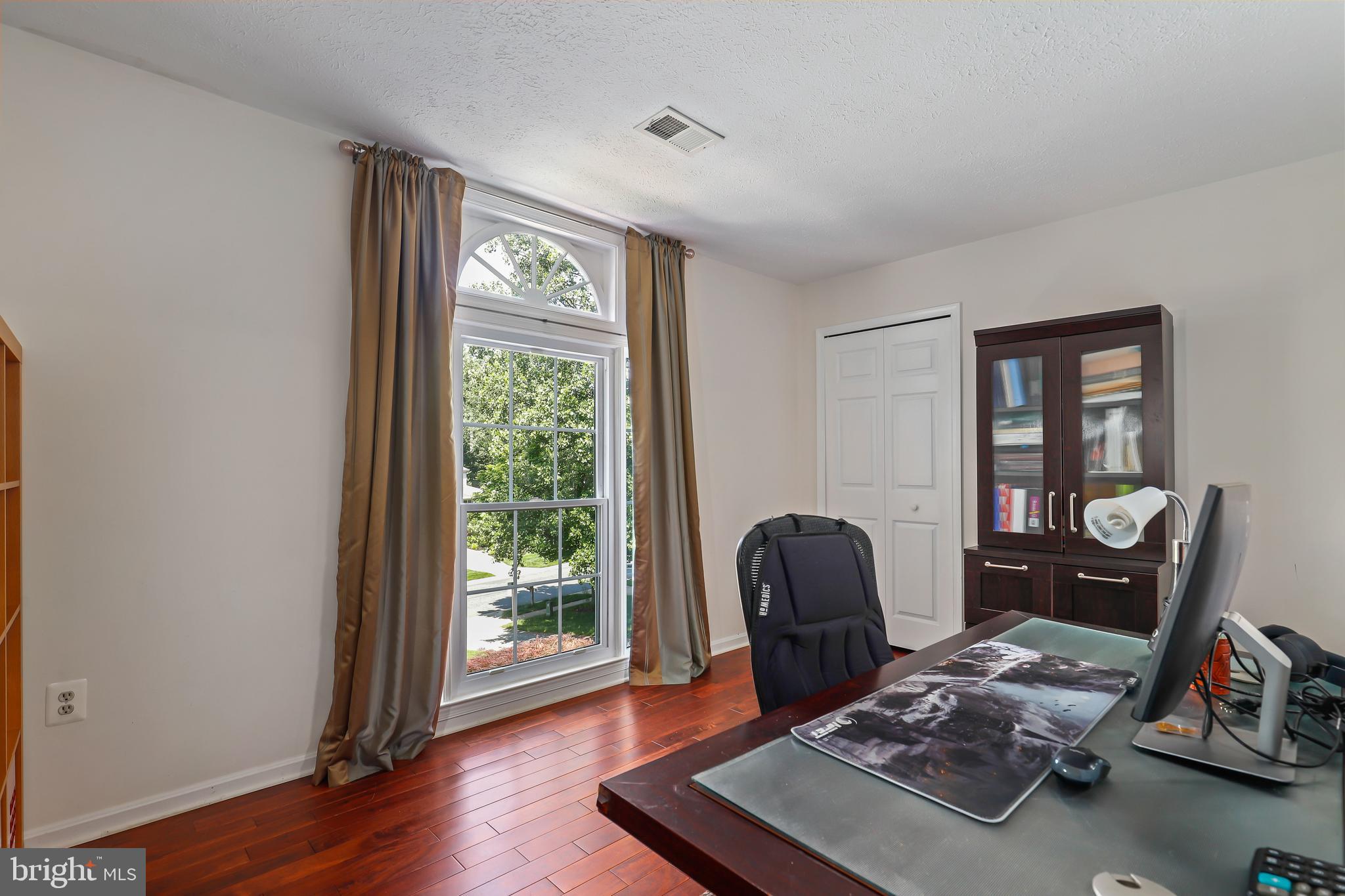 GLENBROOKE WOODS - Residential