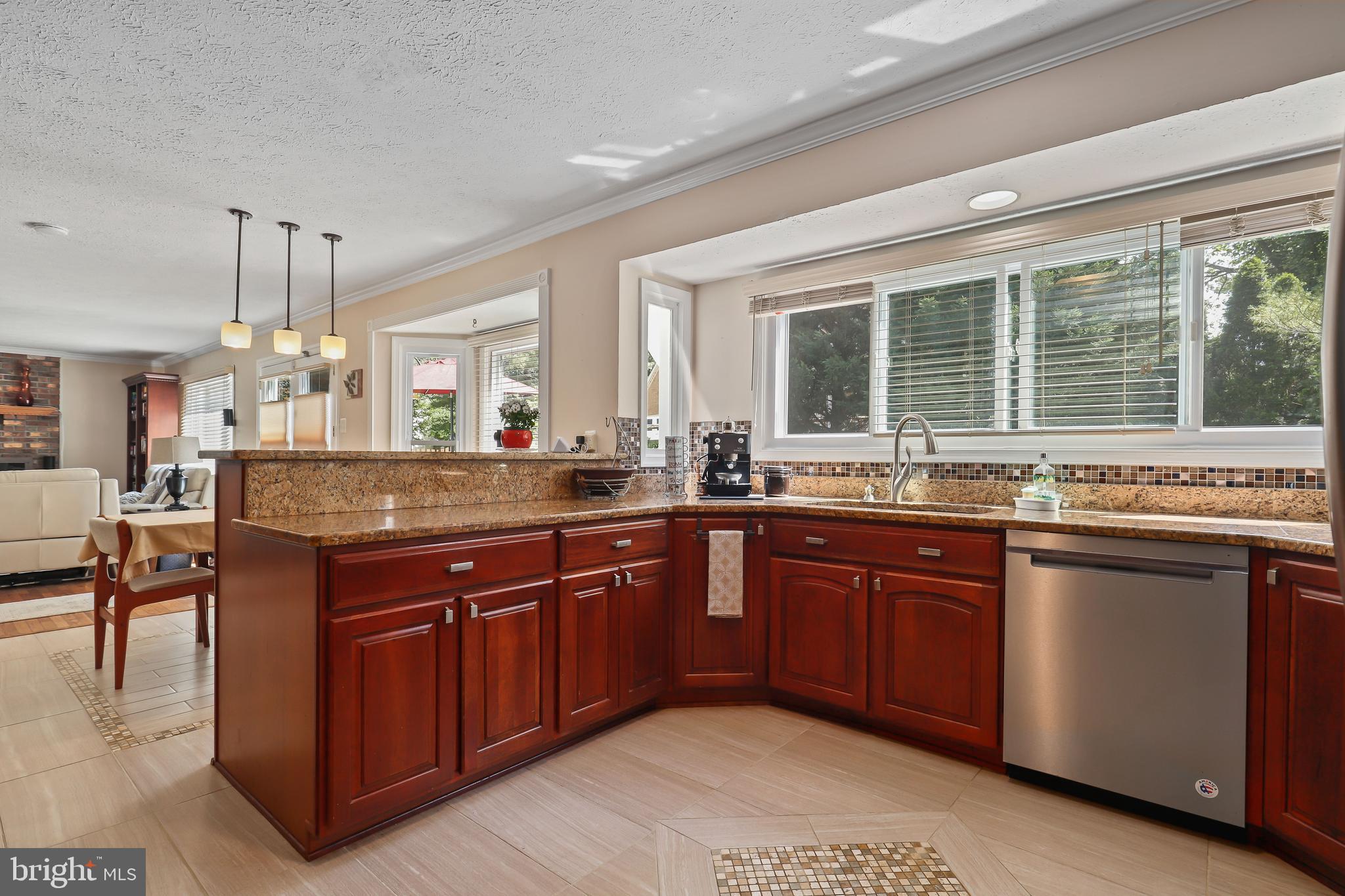 GLENBROOKE WOODS - Residential