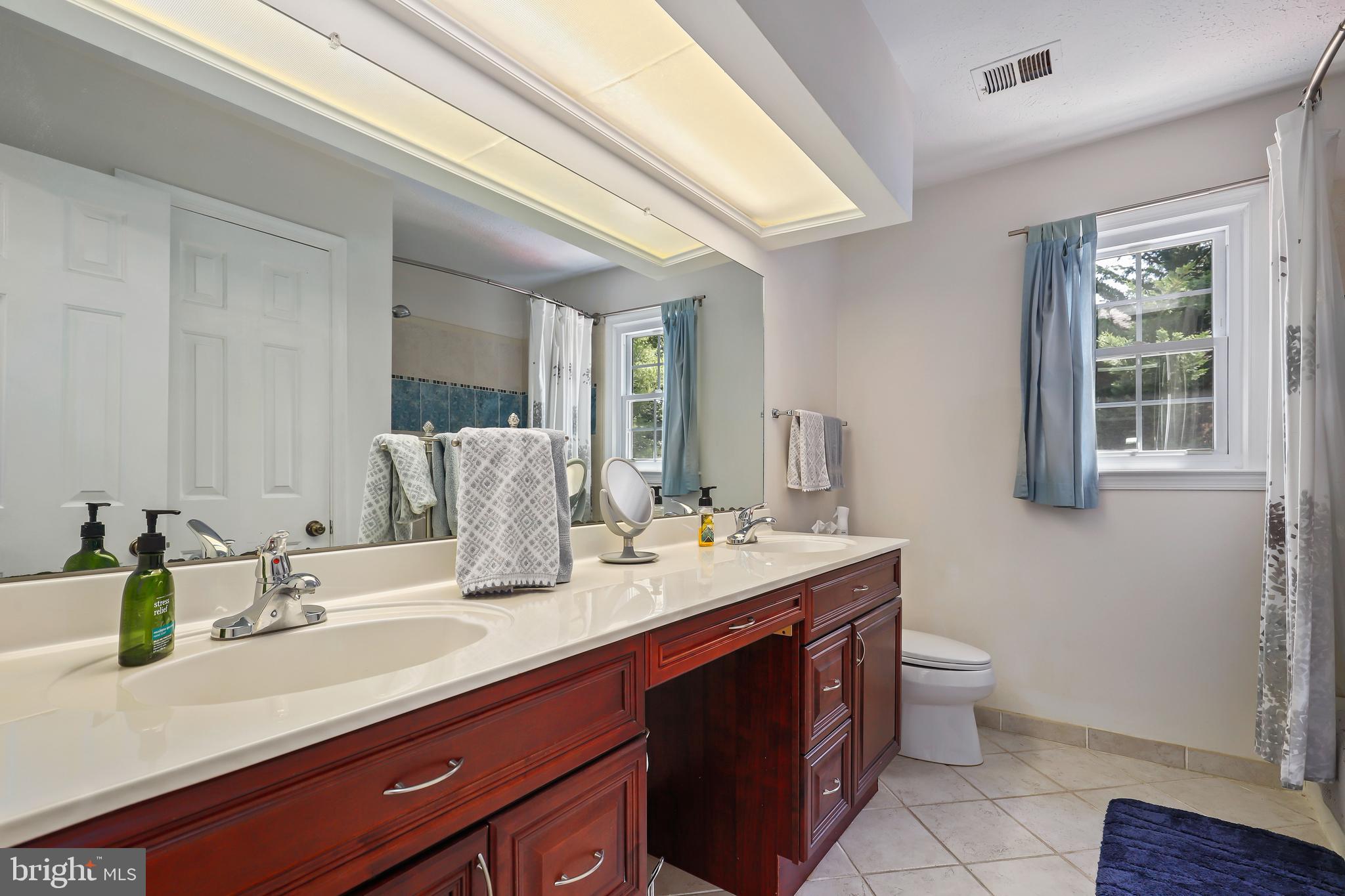 GLENBROOKE WOODS - Residential