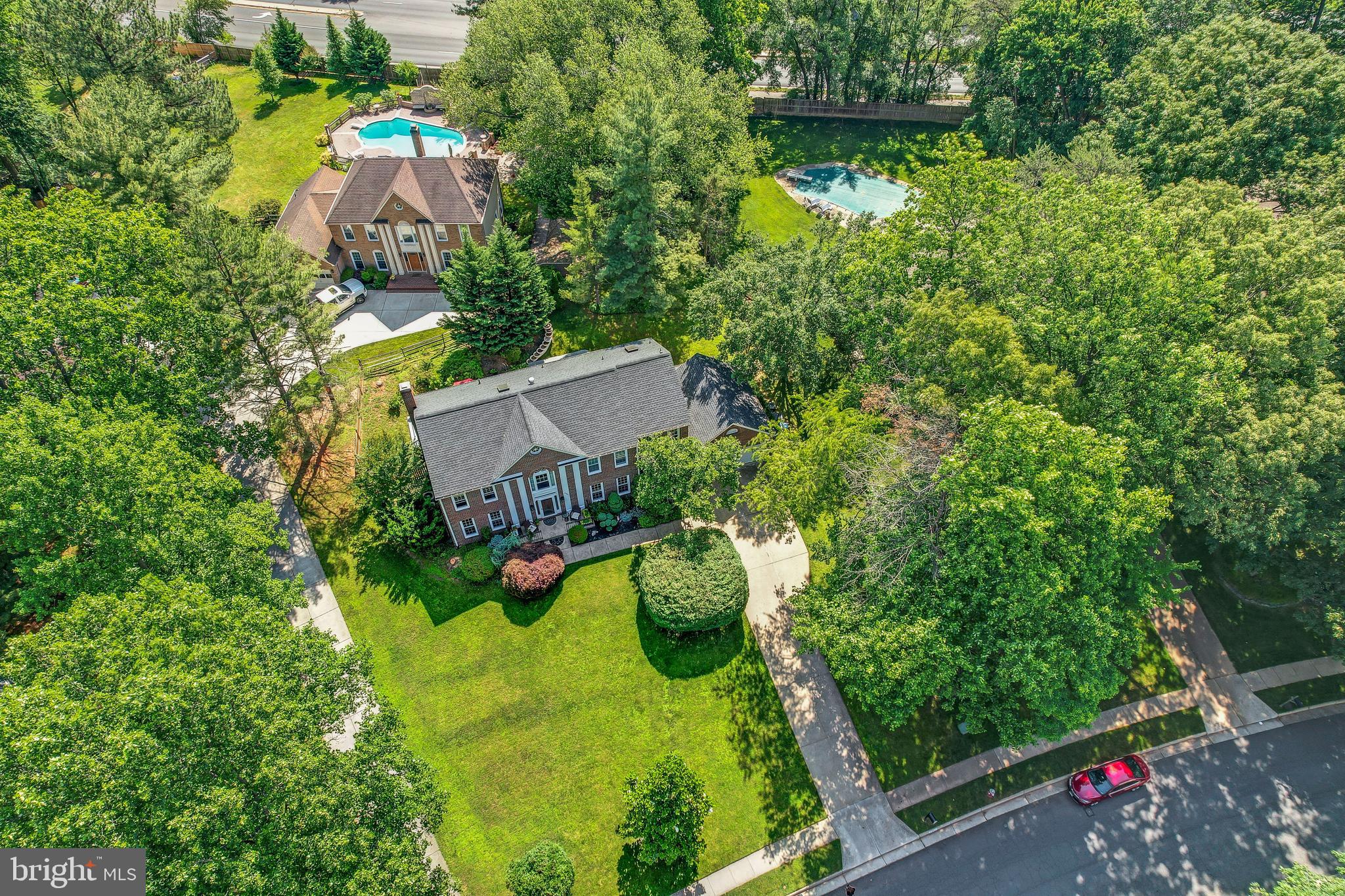 GLENBROOKE WOODS - Residential