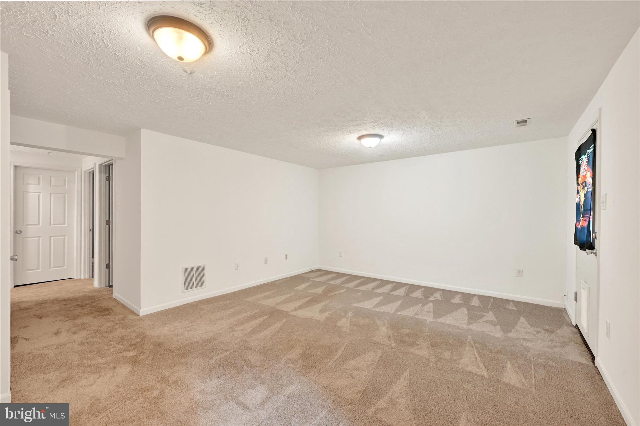 ARBORSIDE AT KENDALL RIDGE - Residential