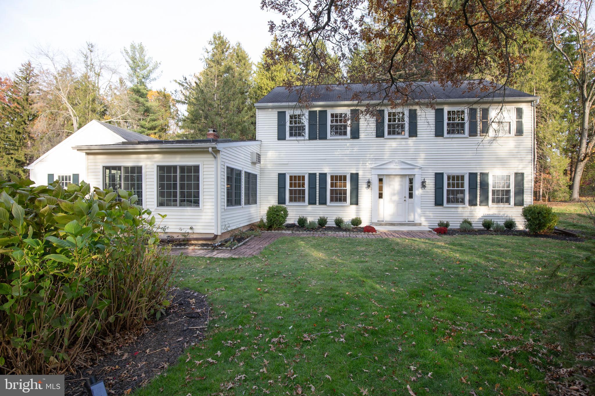 IRON GATE - Residential