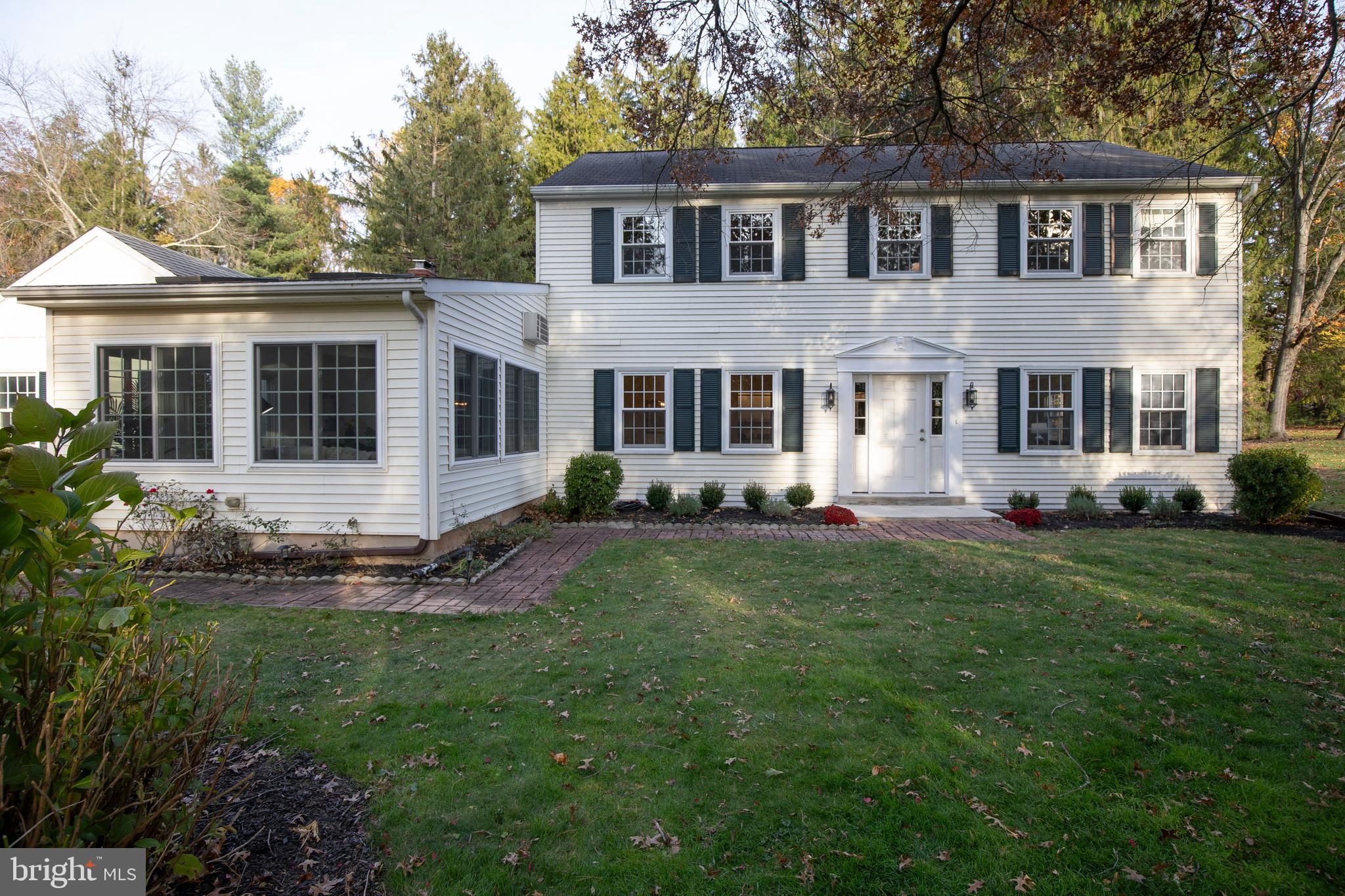 IRON GATE - Residential