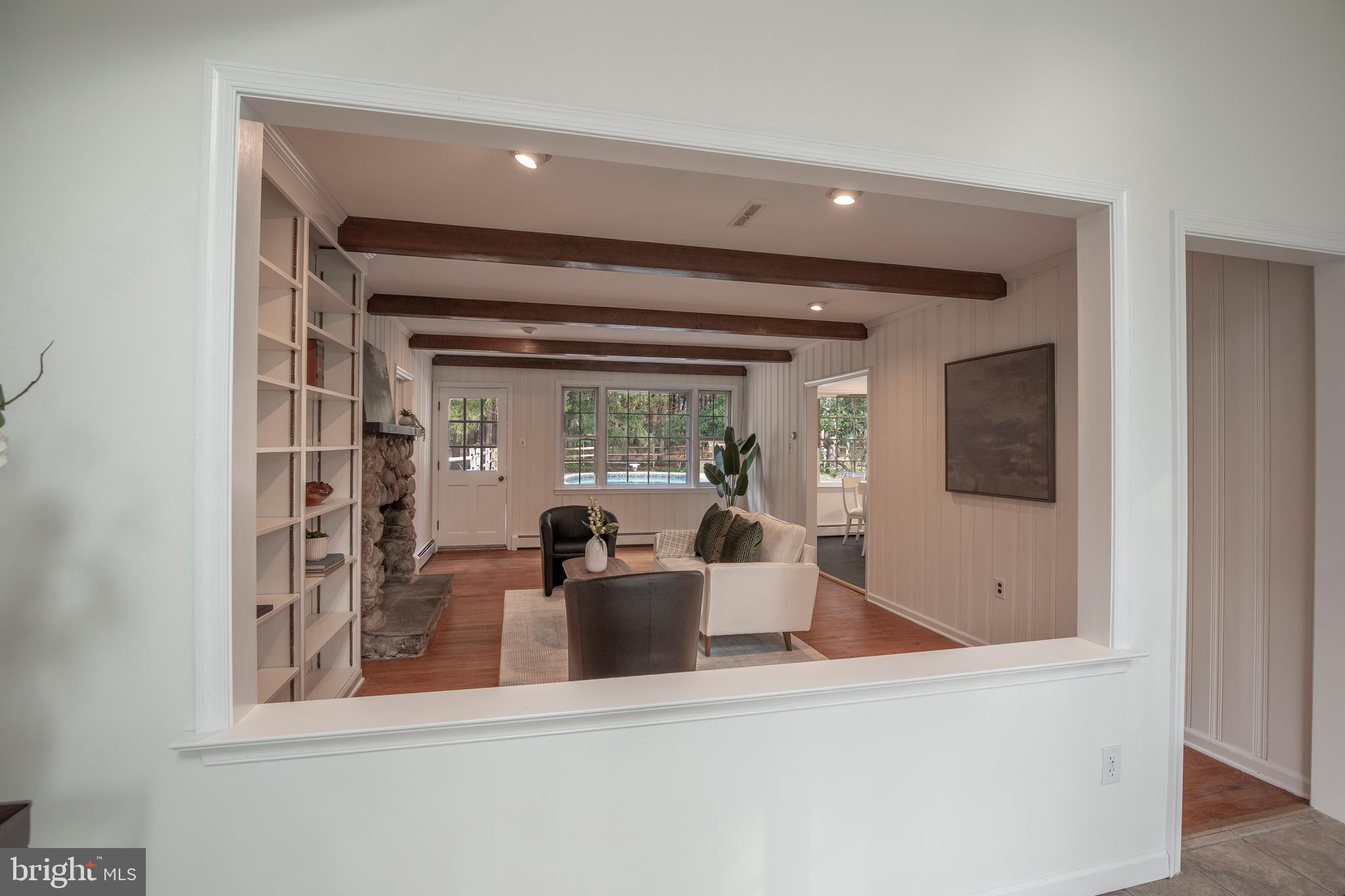 IRON GATE - Residential