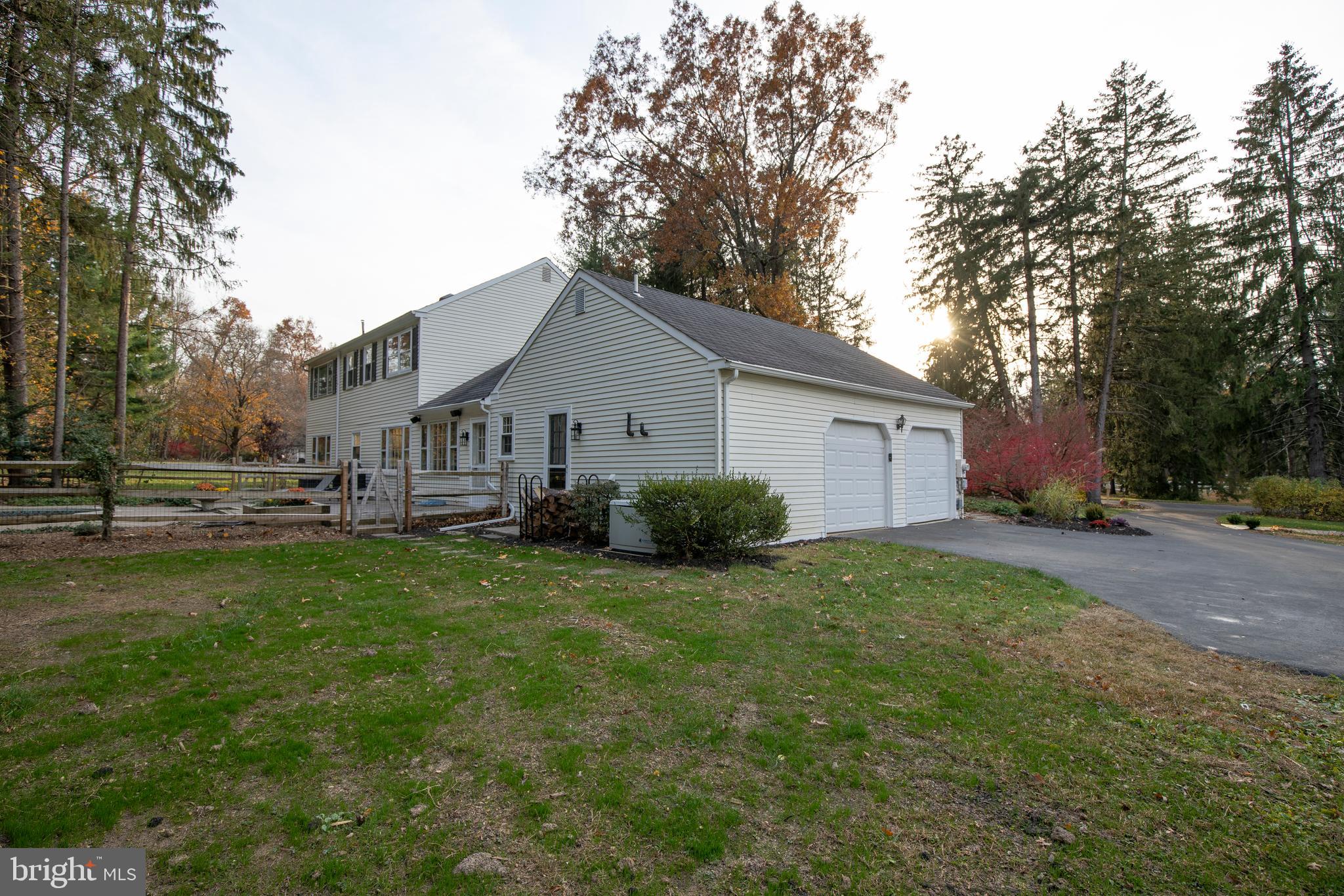 IRON GATE - Residential