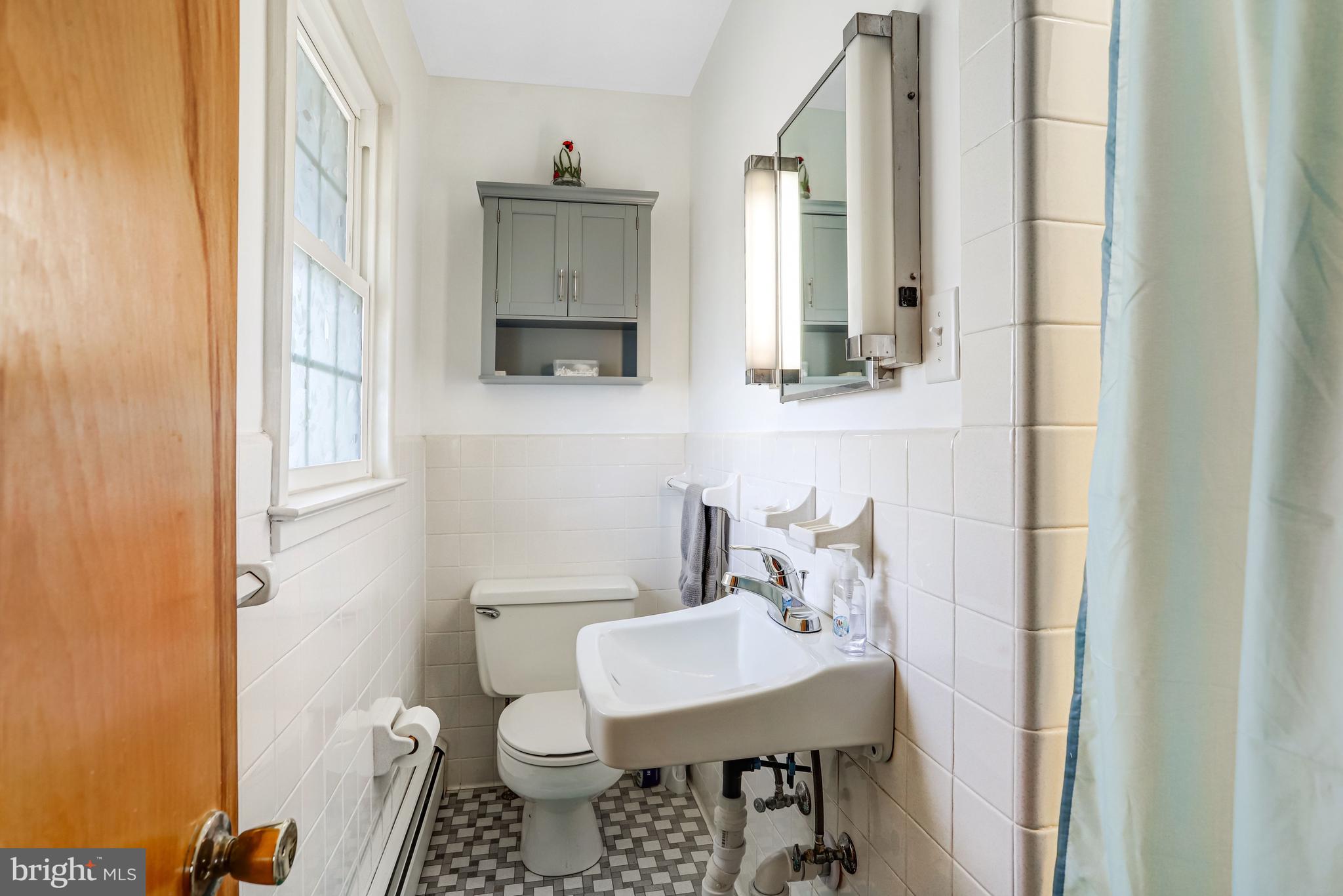 WEST HILLS - Residential