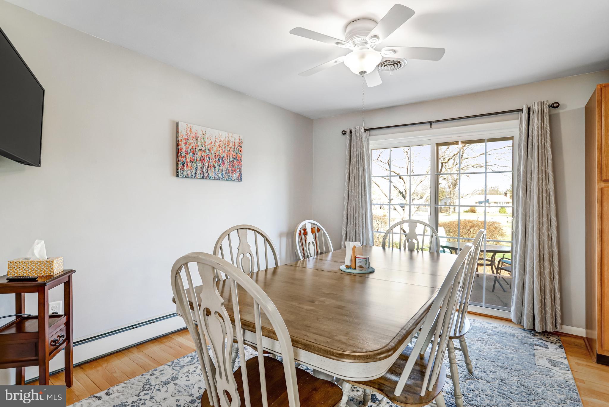 WEST HILLS - Residential