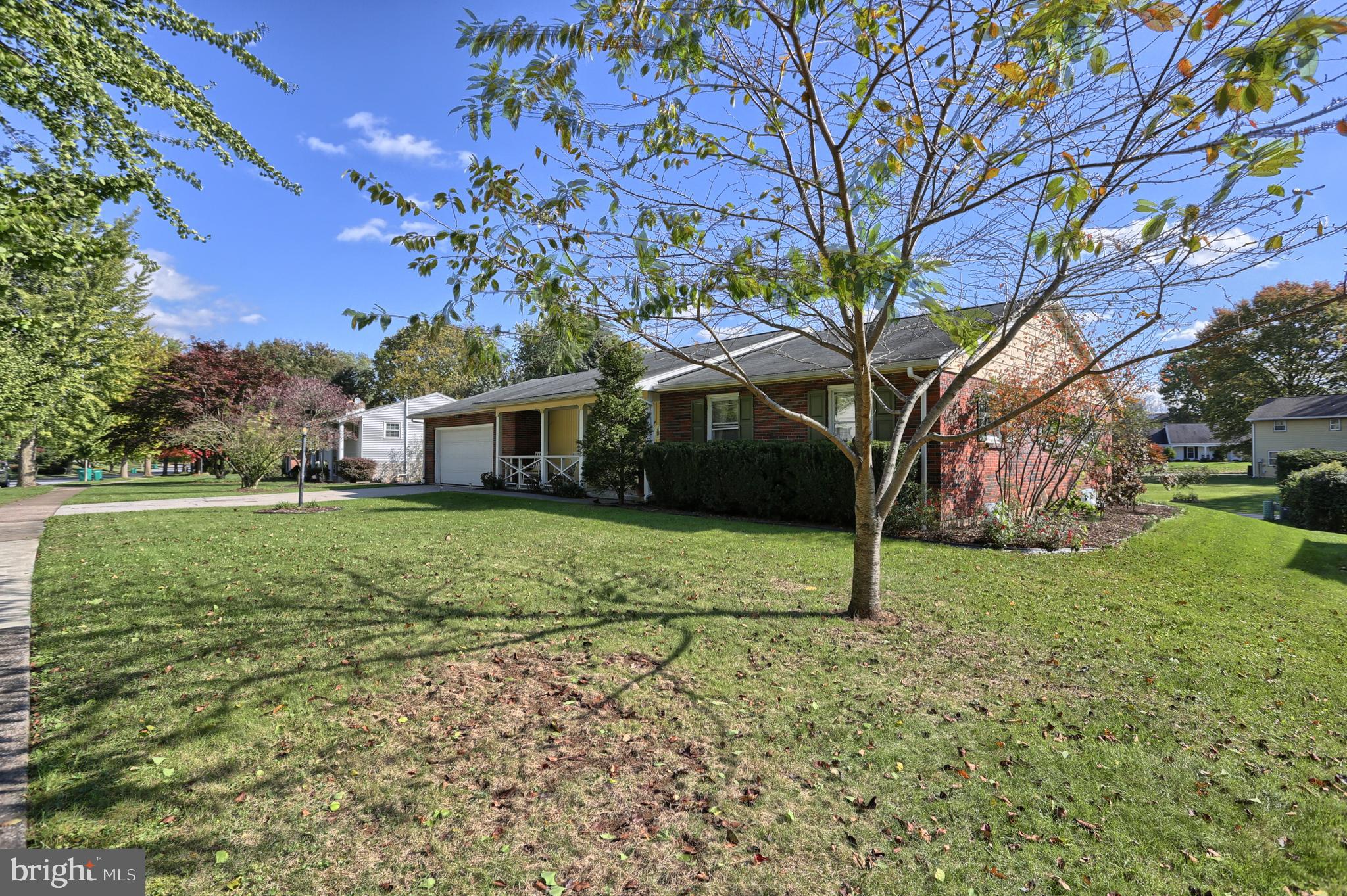 BRIARDALE - Residential