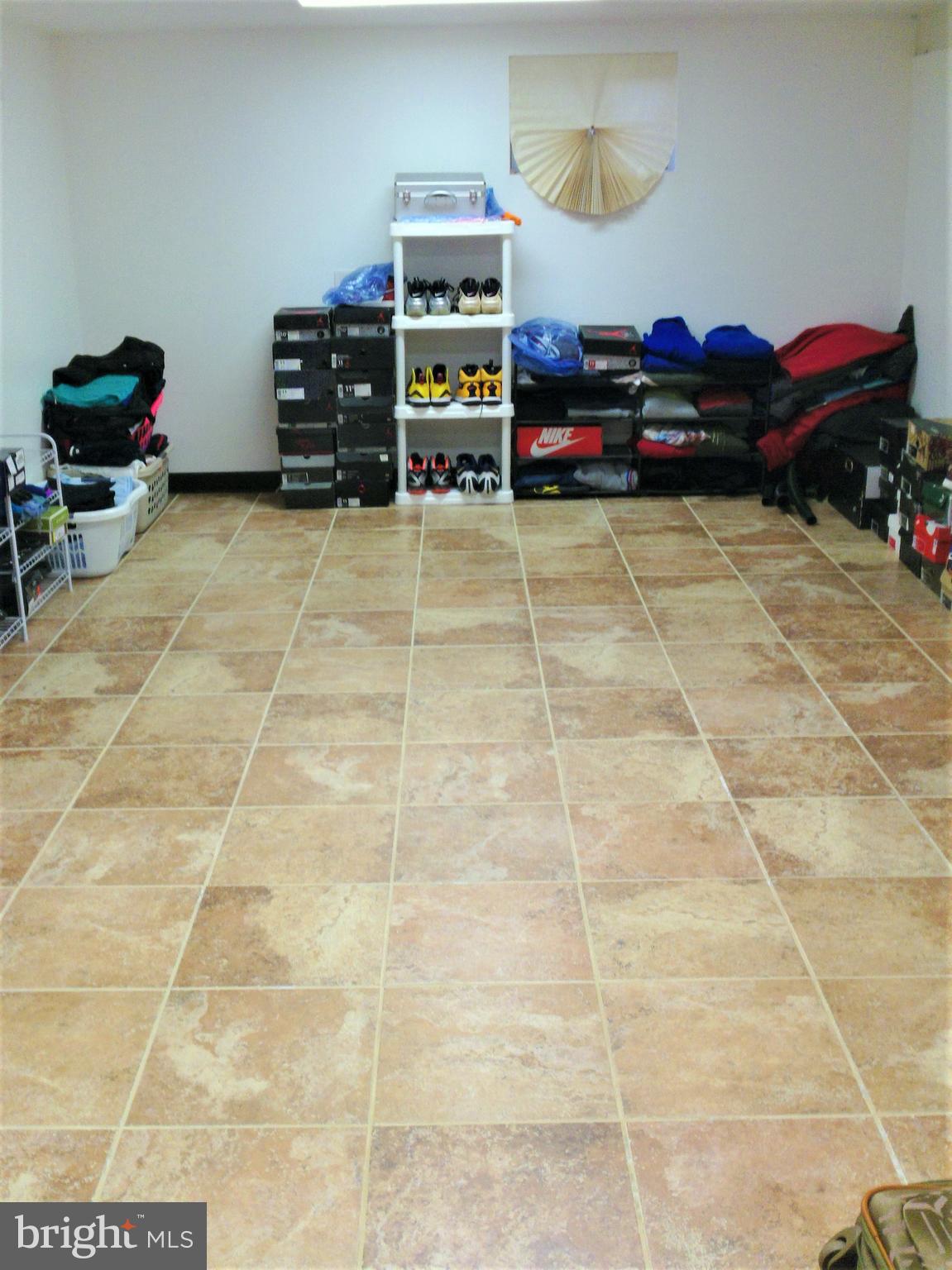 T B MIDDLETON FARM - Residential