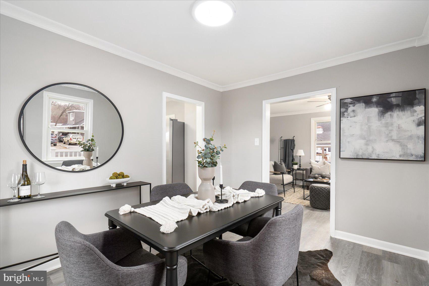 COLONIAL DRIVE - Residential