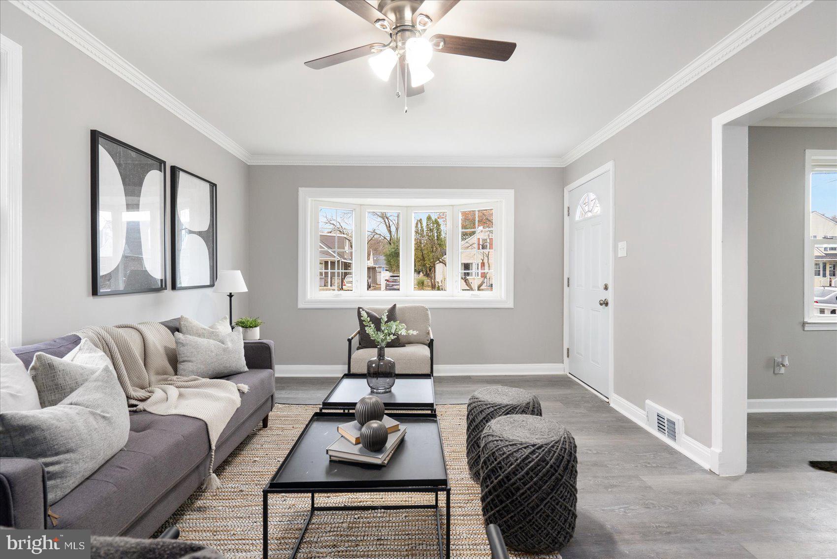 COLONIAL DRIVE - Residential