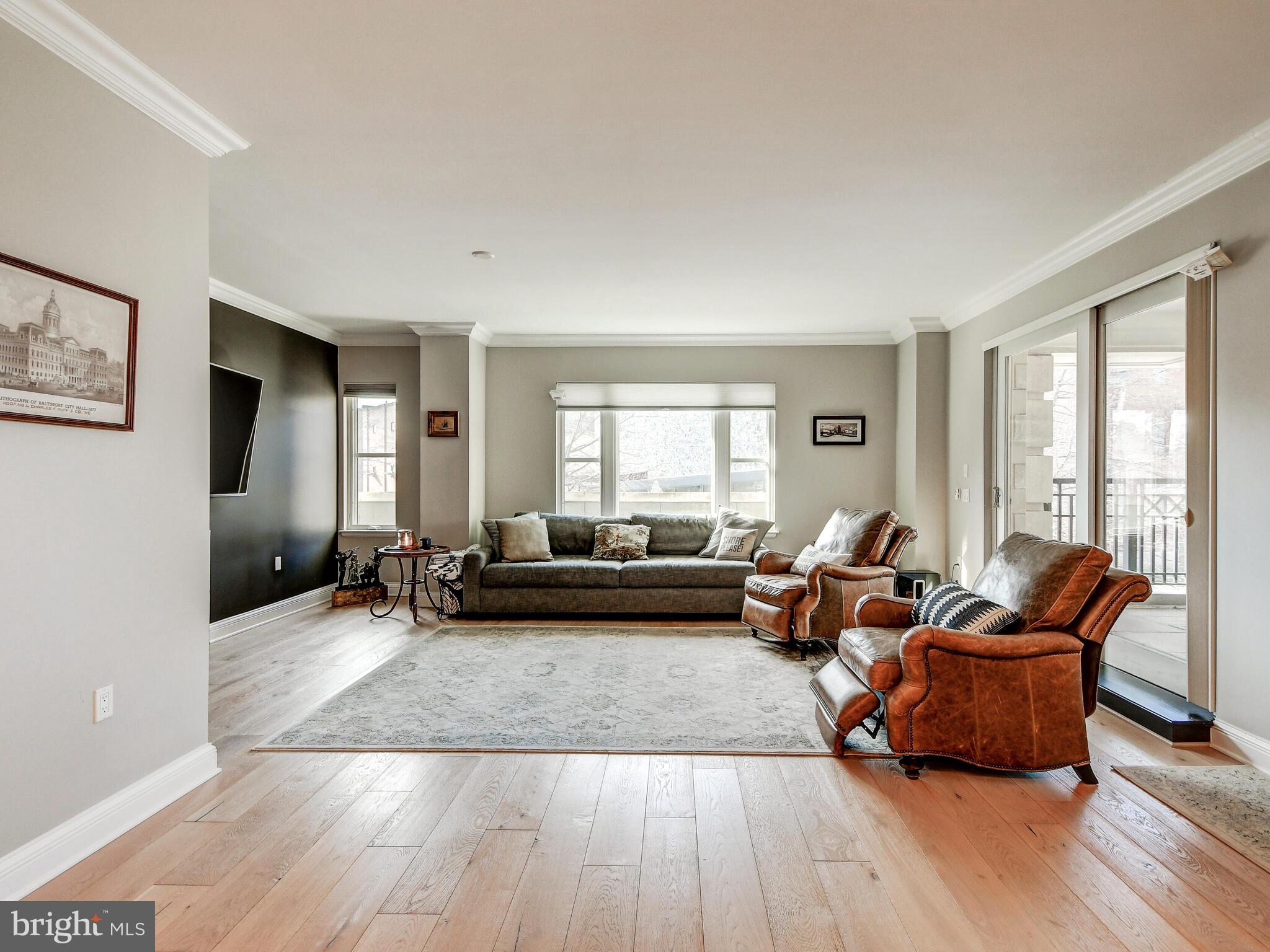 THE RITZ-CARLTON RESIDENCES - Residential