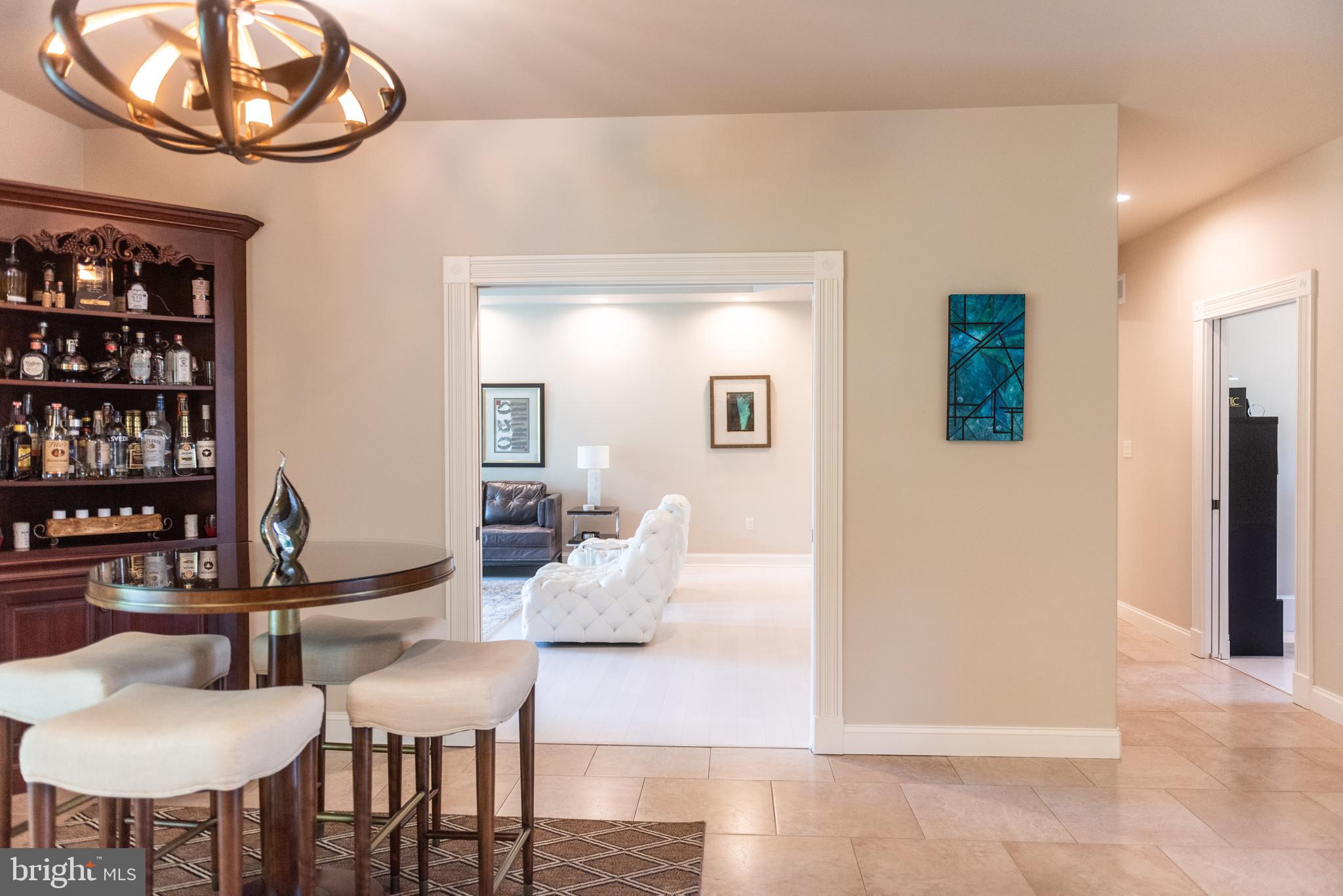 FALCON RIDGE - Residential