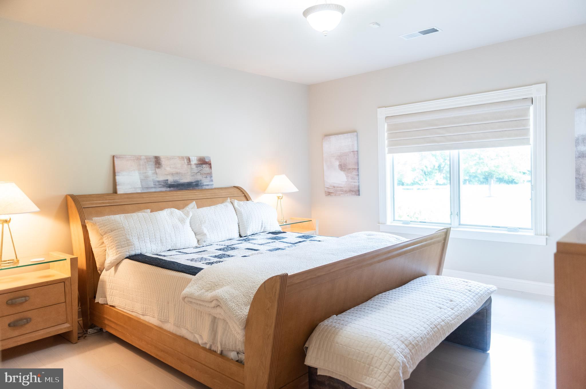 FALCON RIDGE - Residential