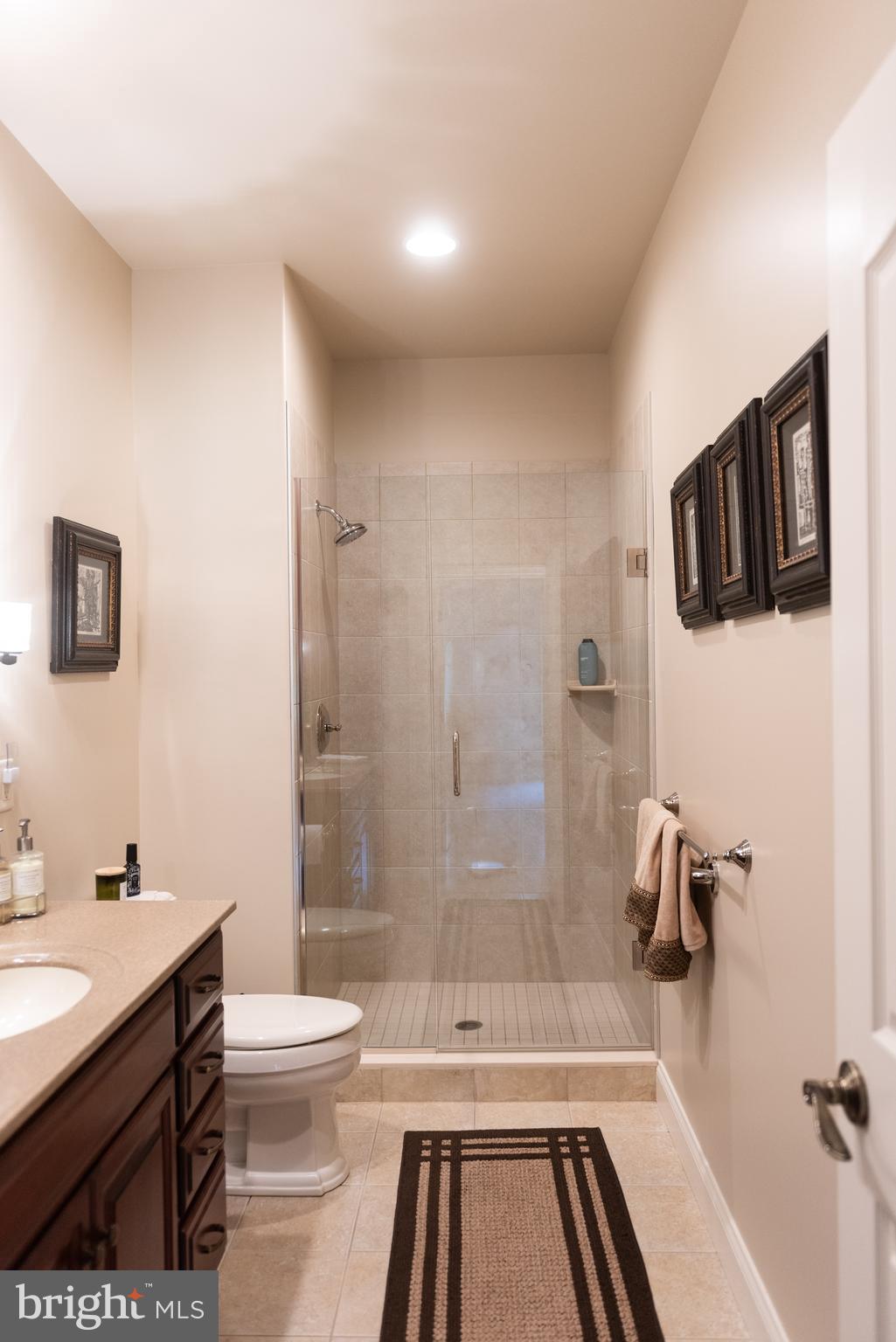 FALCON RIDGE - Residential