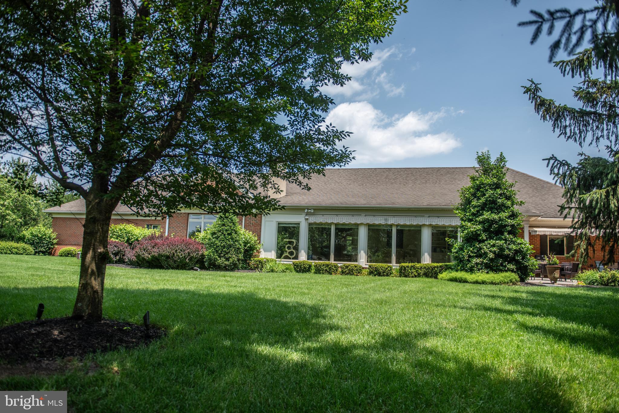 FALCON RIDGE - Residential