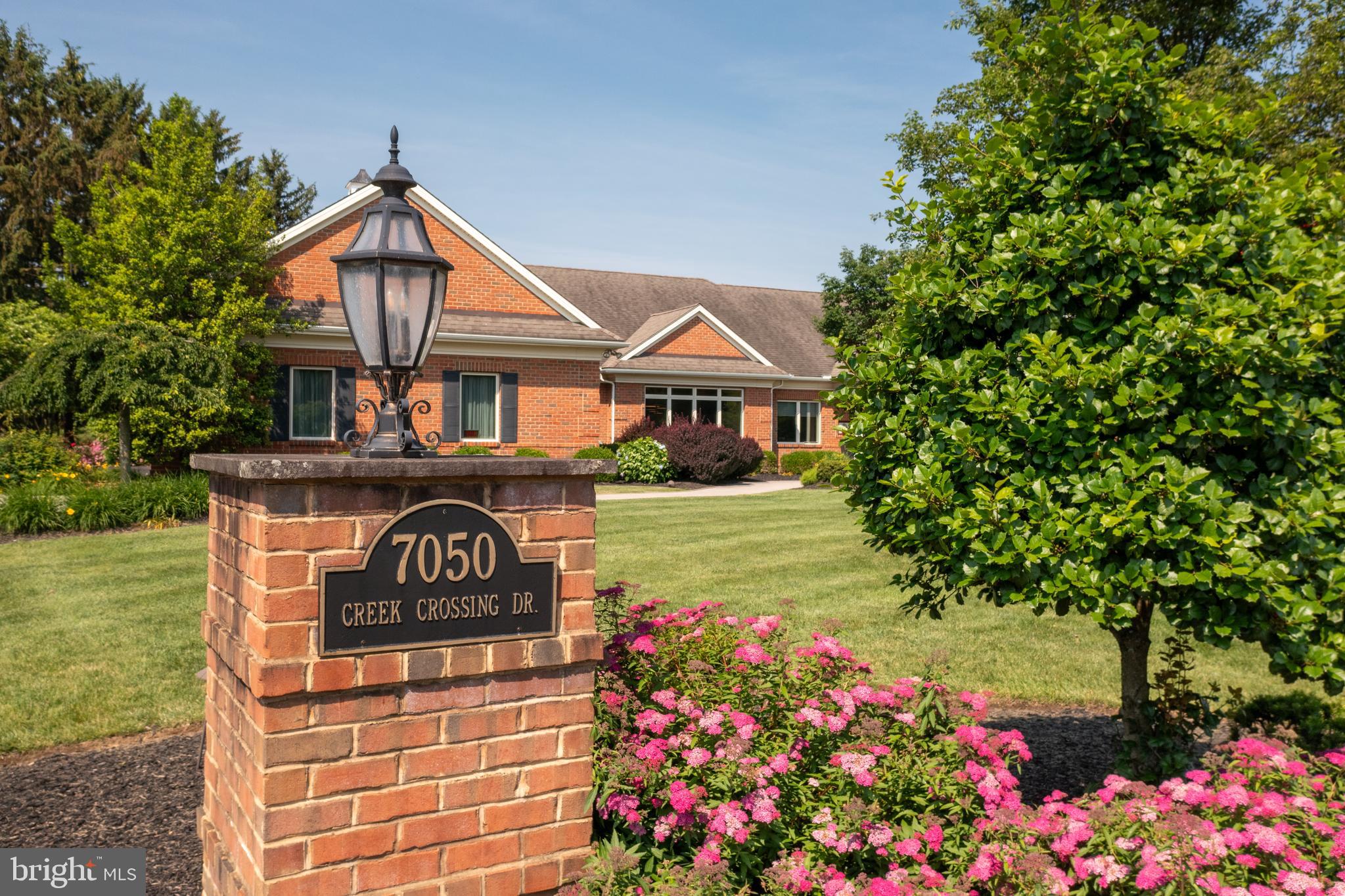 FALCON RIDGE - Residential