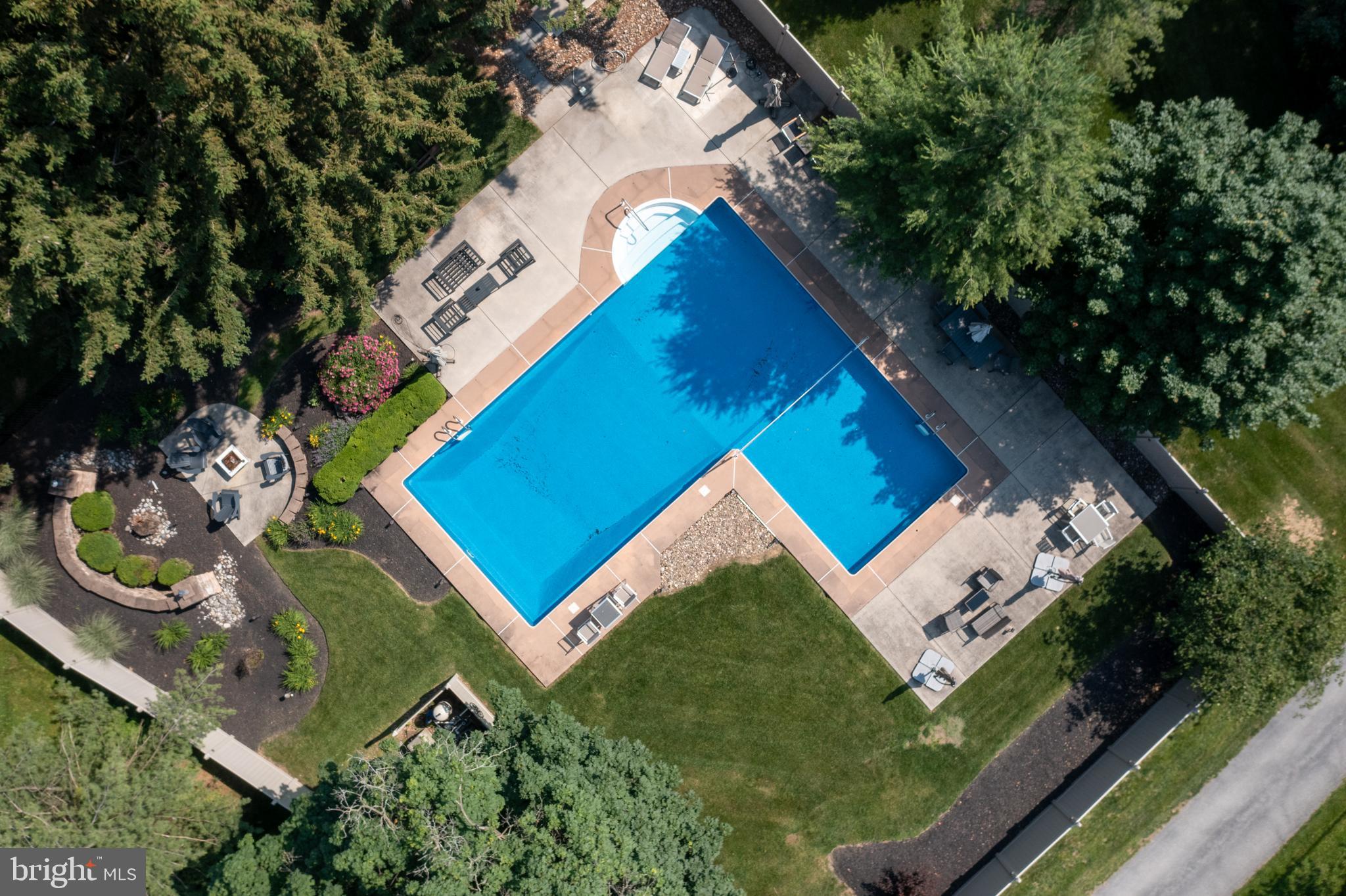 FALCON RIDGE - Residential