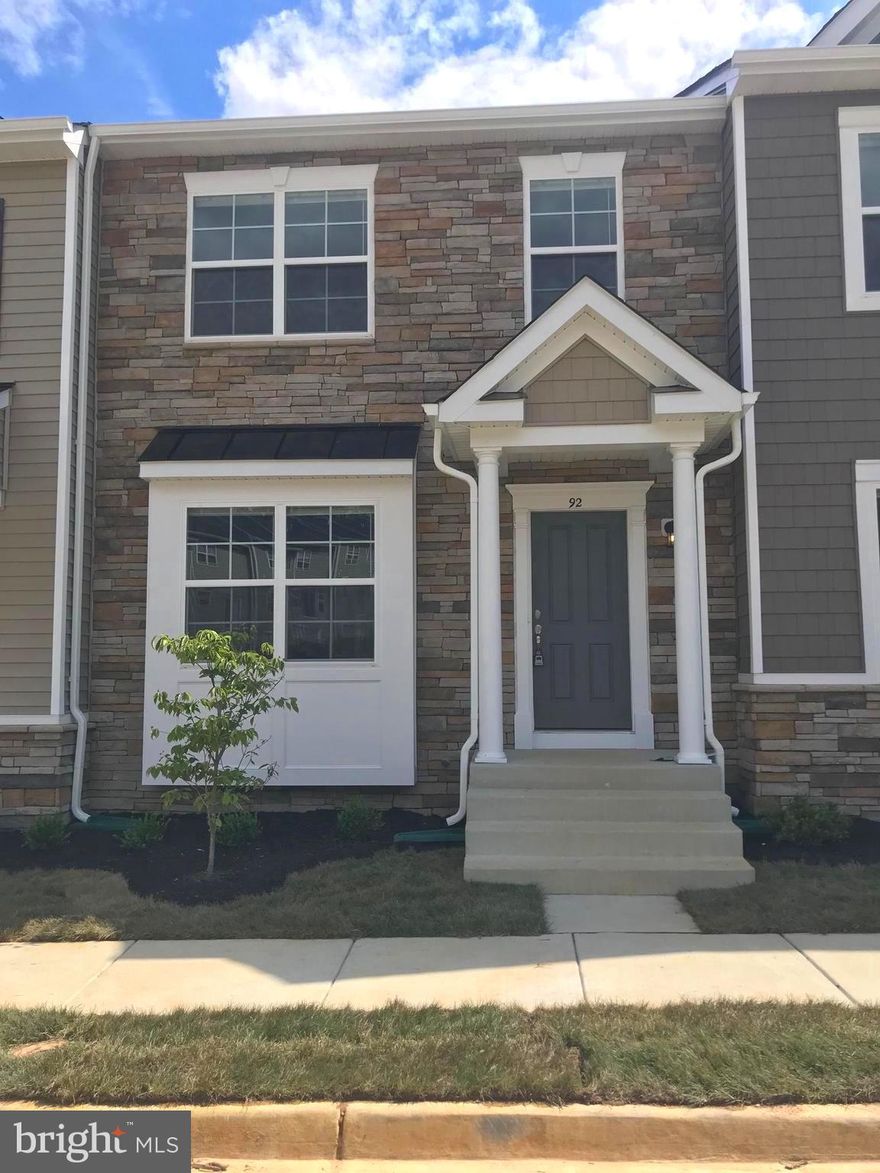 COMING SOON!  South Stafford - Luxury townhome with 4 bedrooms and 3.5 baths! Gourmet kitchen with granite counters and stainless steel appliances. Features wood floors, electric fireplace, patio and much more. Convenient location close to commuter options and I-95. Available 6/28/25. Pets are considered case by case.