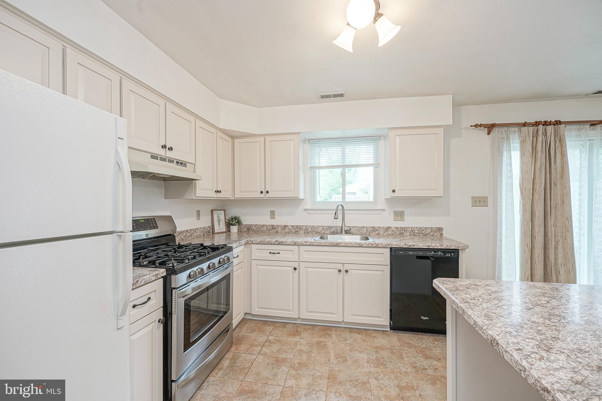 203 BALIN COURT