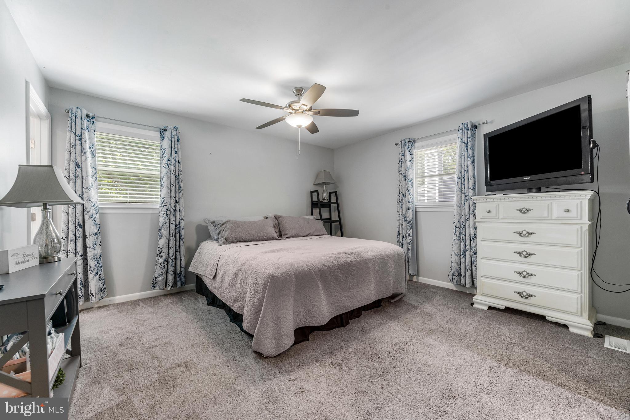 RIVA FARMS - Residential