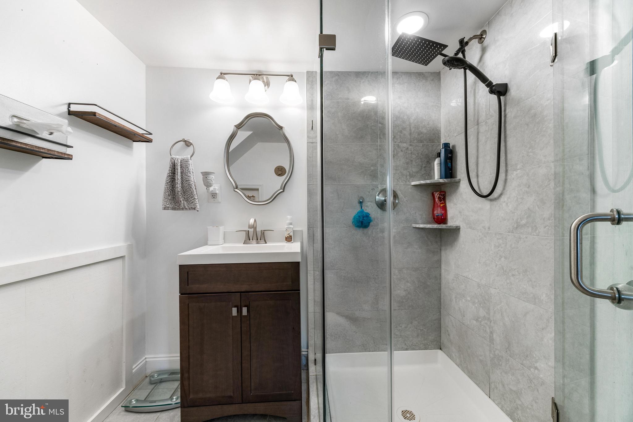 RIVA FARMS - Residential