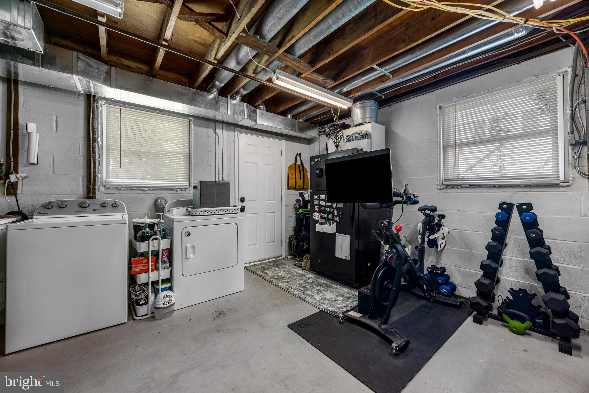 RIVA FARMS - Residential