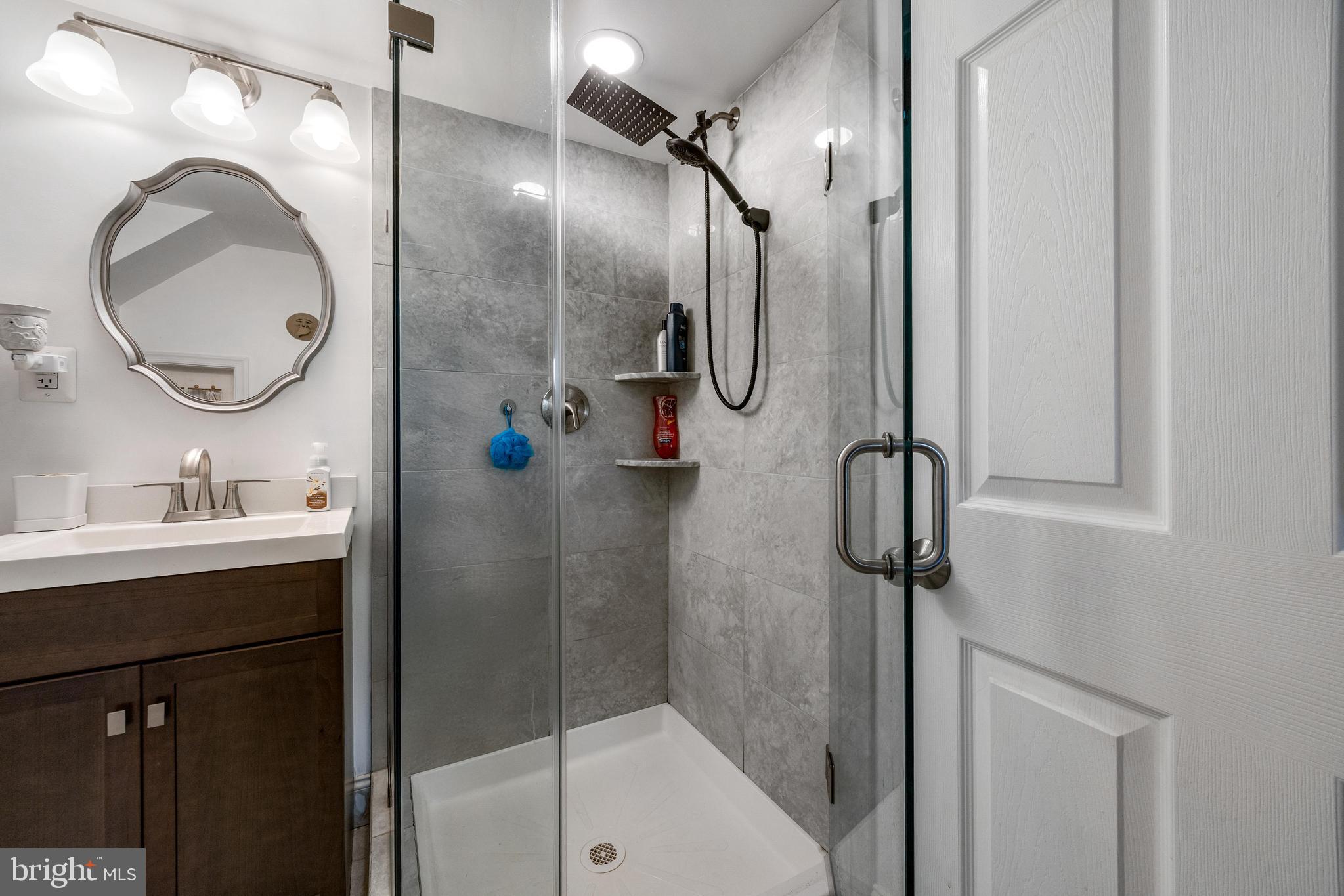 RIVA FARMS - Residential