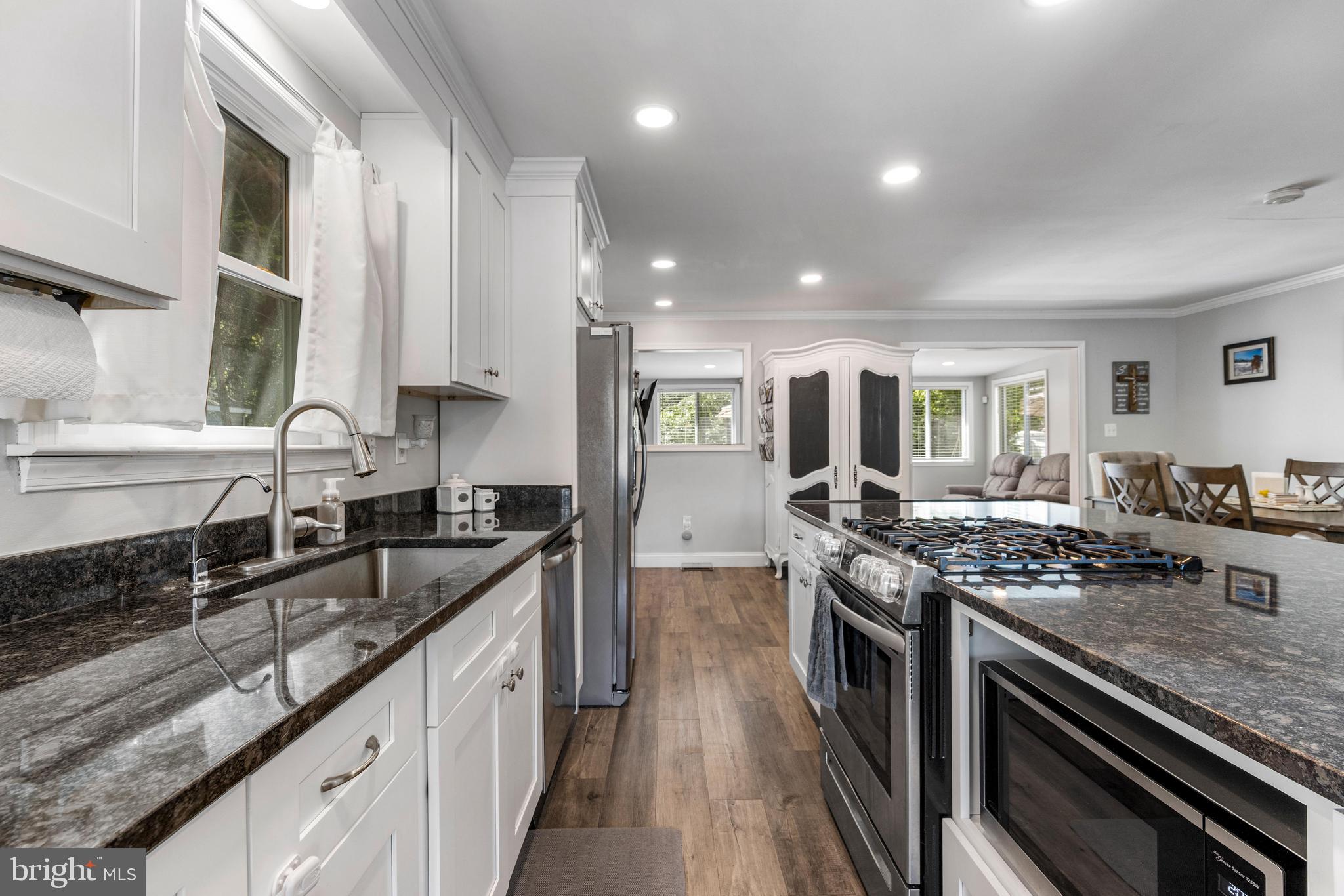 RIVA FARMS - Residential