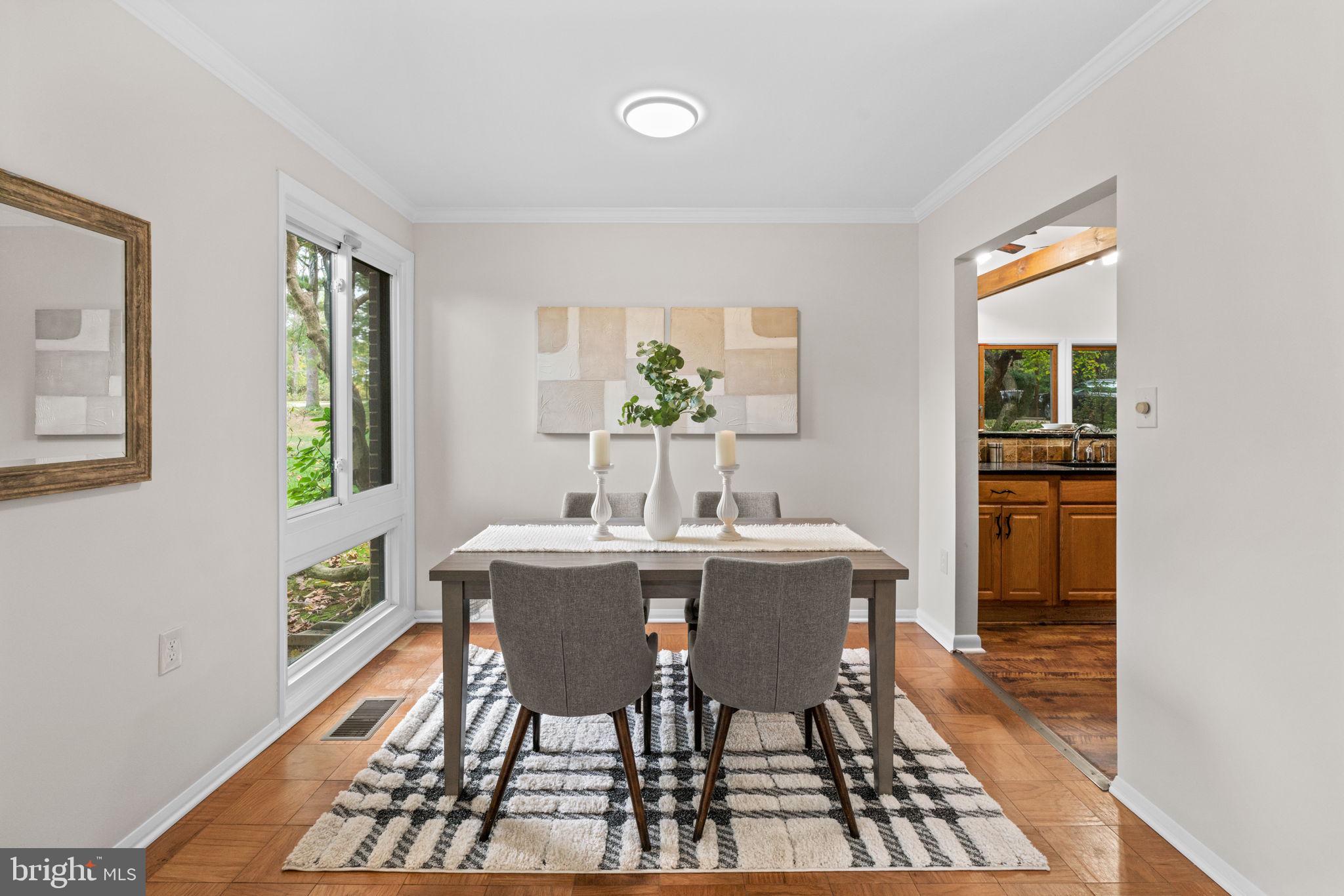 PHELPS LUCK - Residential