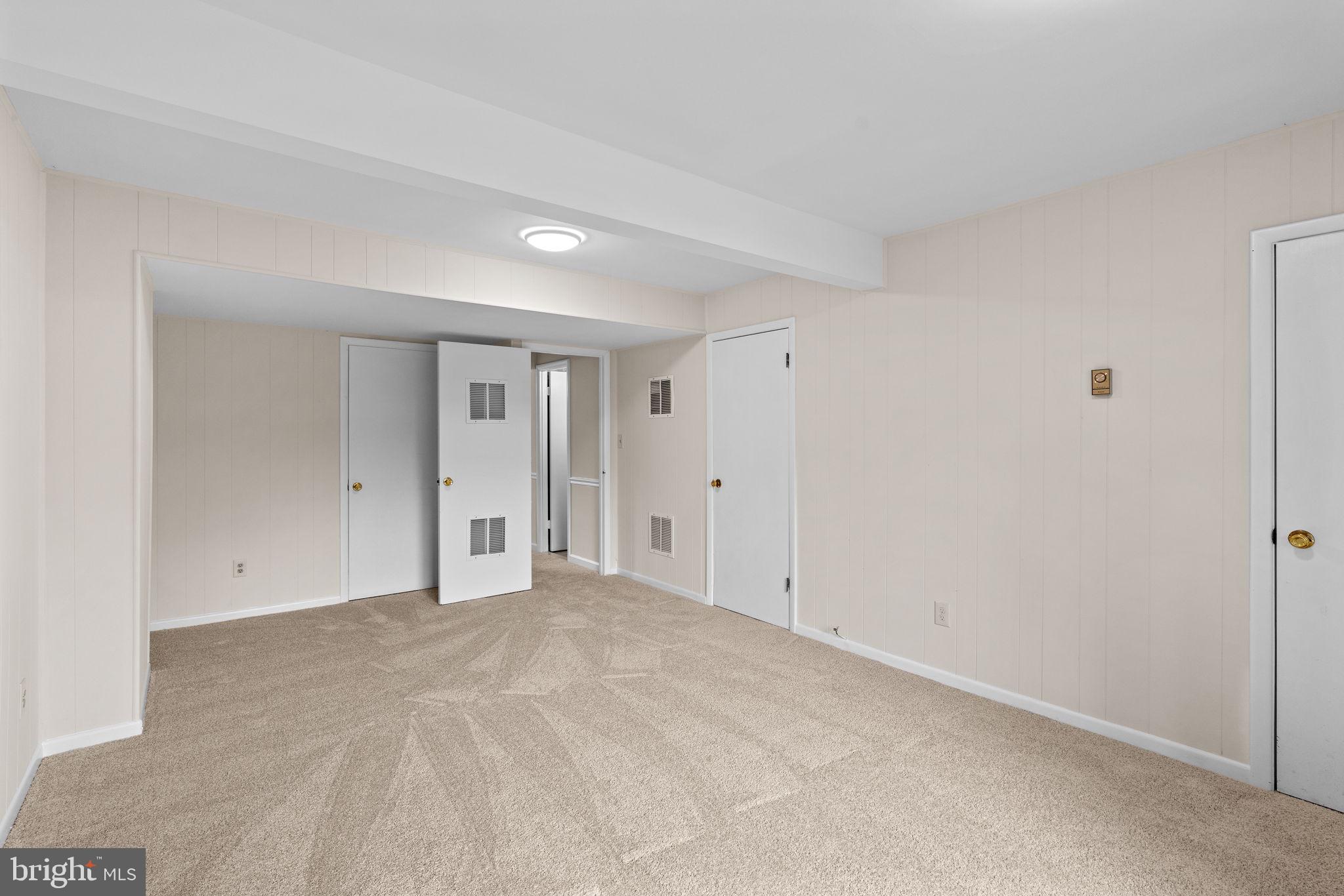 PHELPS LUCK - Residential