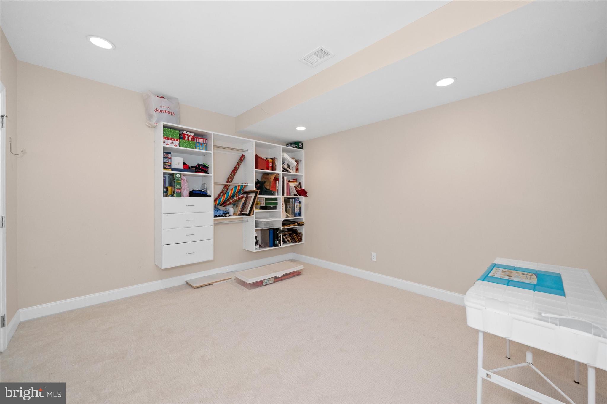 CARLTON NORTH GATE - Residential