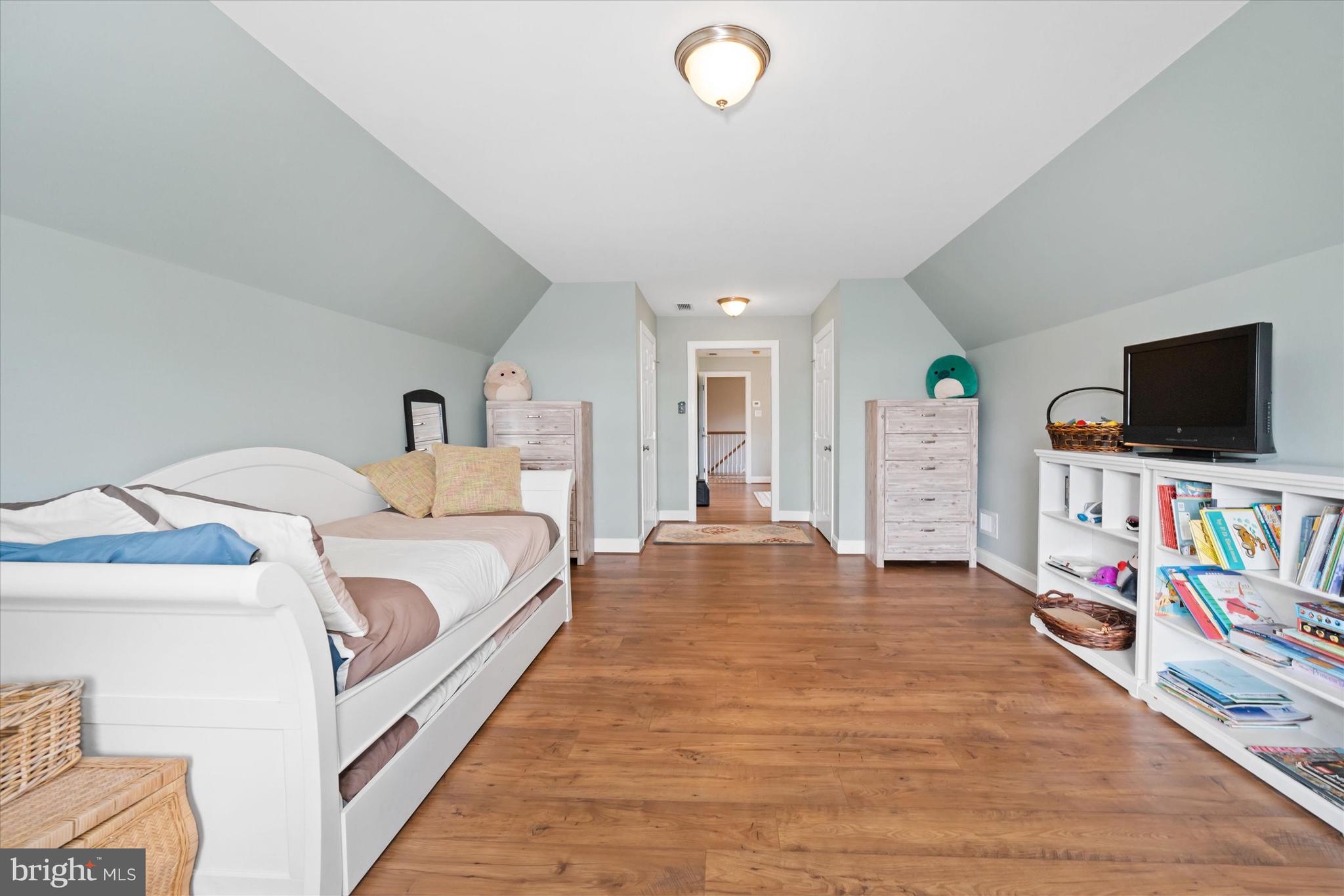 CARLTON NORTH GATE - Residential