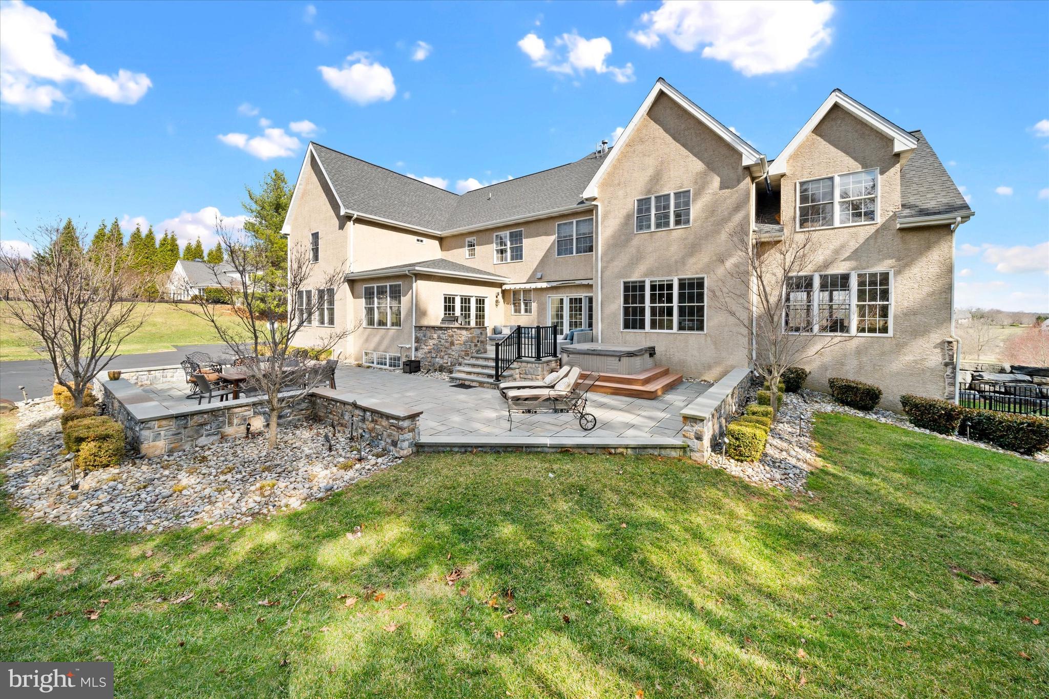 CARLTON NORTH GATE - Residential