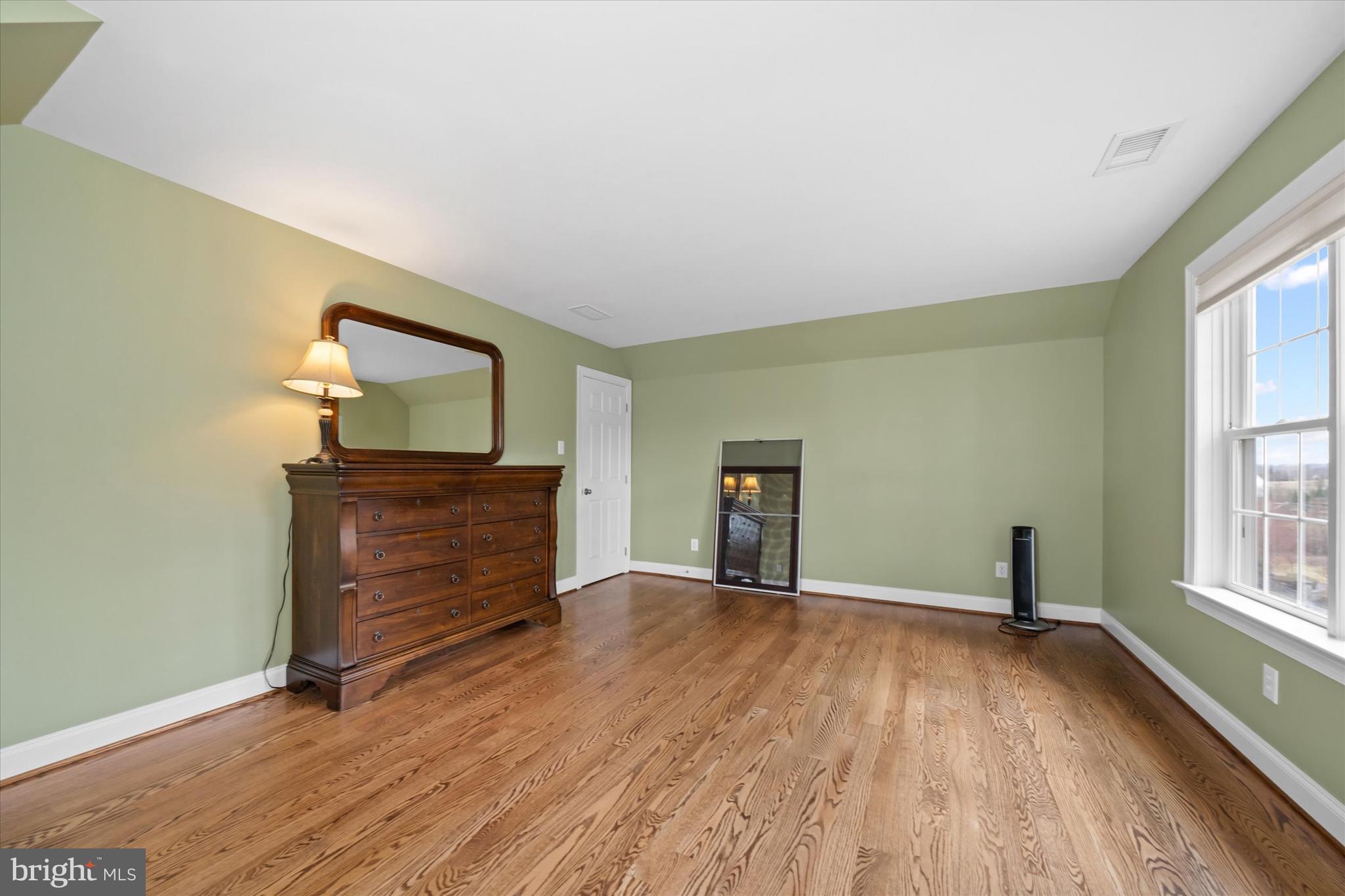 CARLTON NORTH GATE - Residential