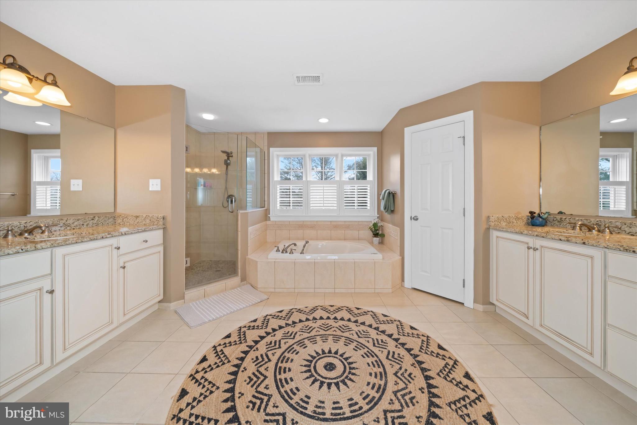 CARLTON NORTH GATE - Residential