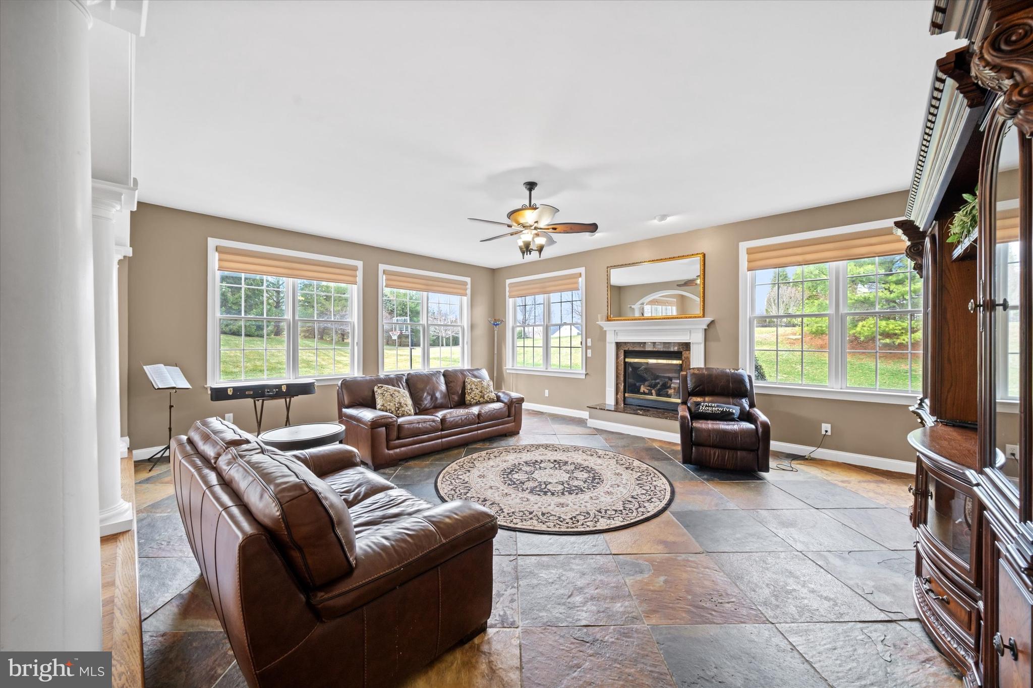 CARLTON NORTH GATE - Residential