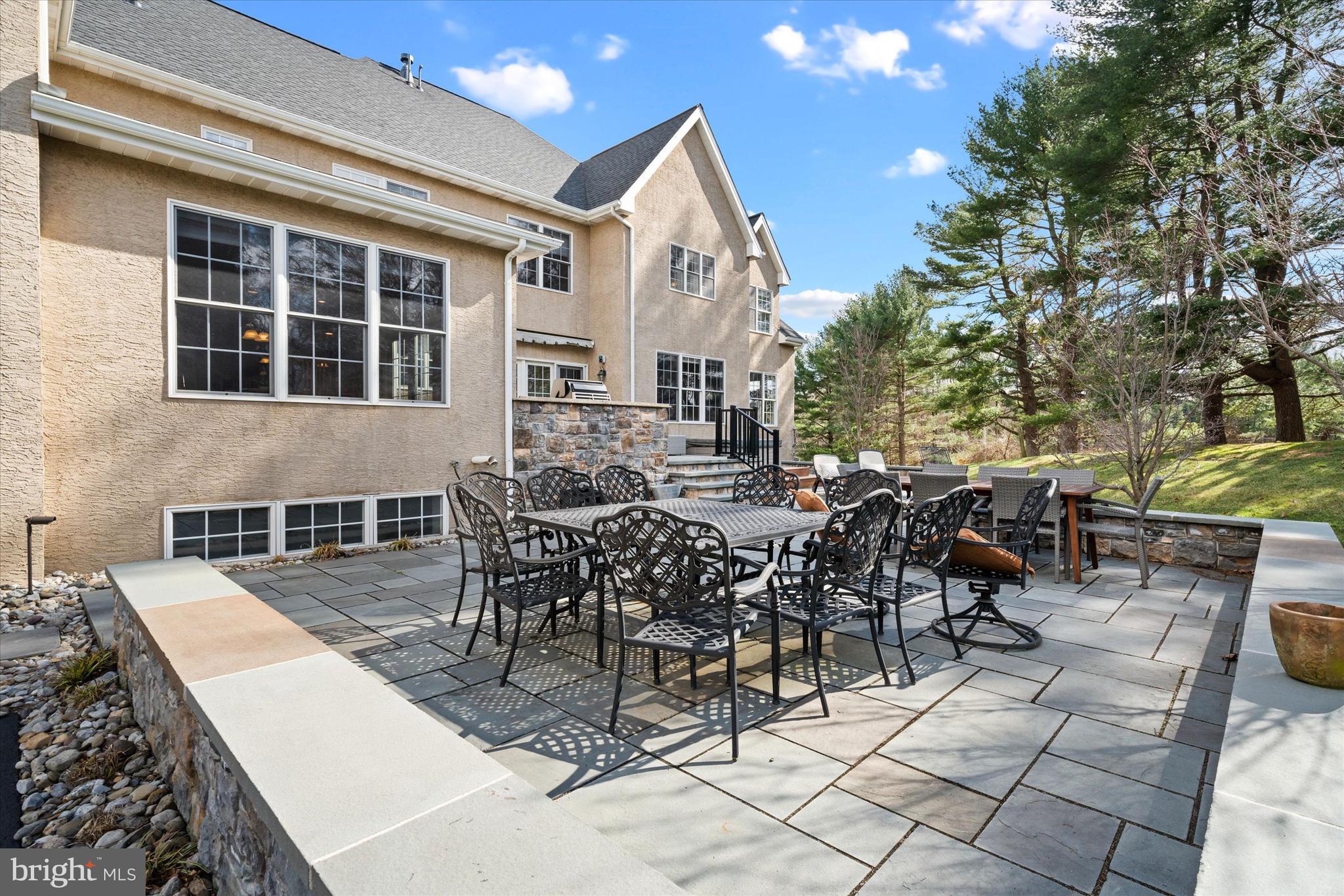 CARLTON NORTH GATE - Residential