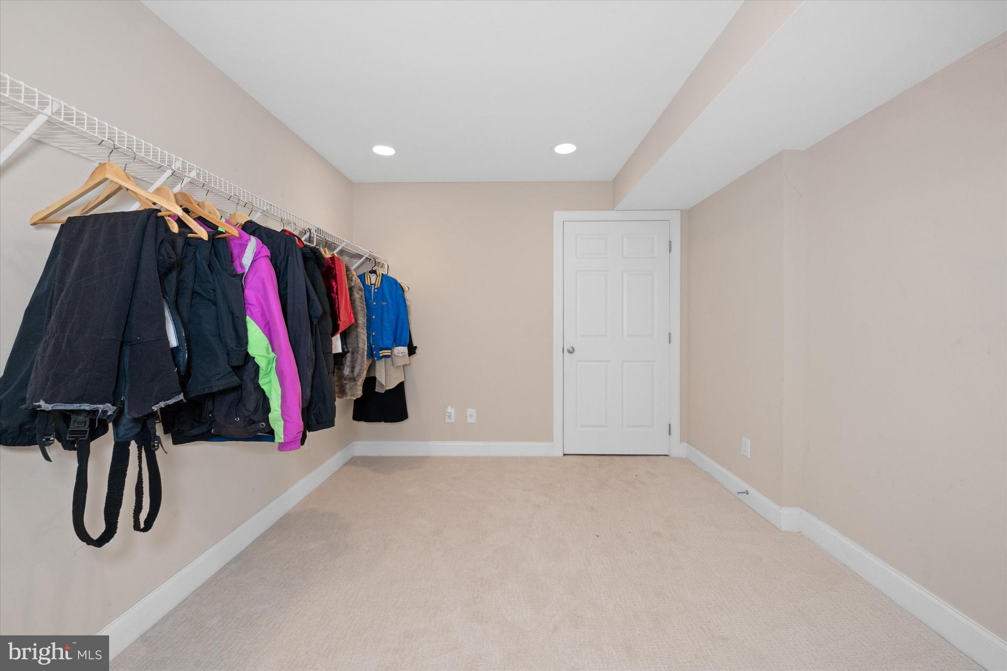 CARLTON NORTH GATE - Residential