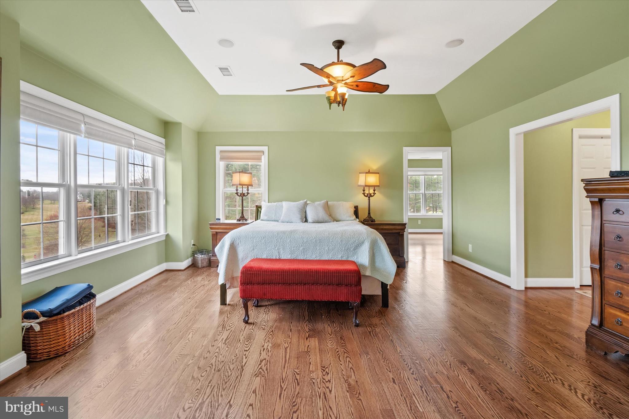 CARLTON NORTH GATE - Residential