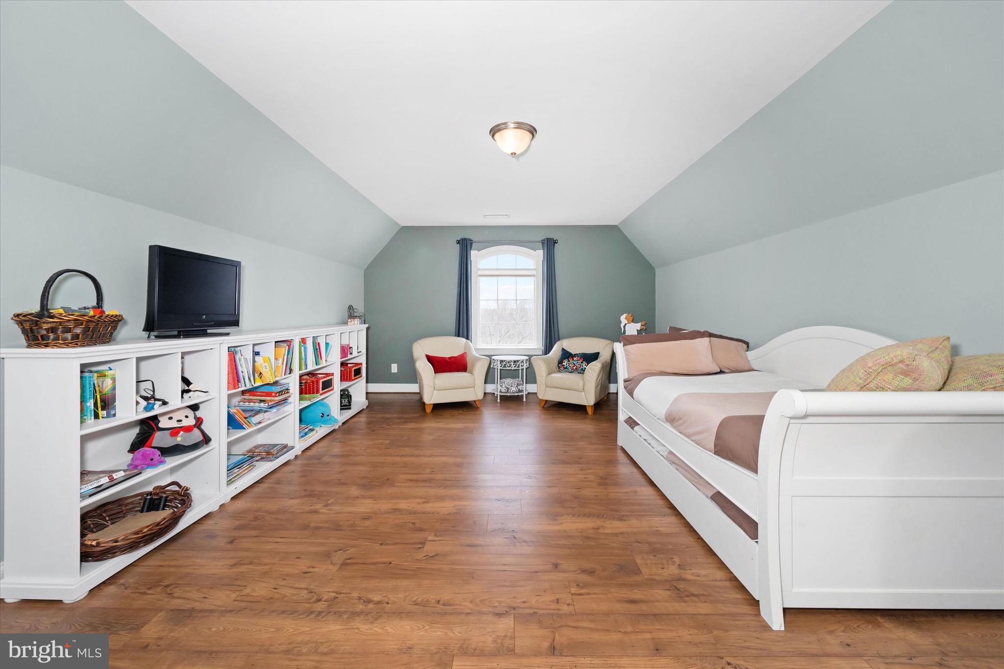 CARLTON NORTH GATE - Residential