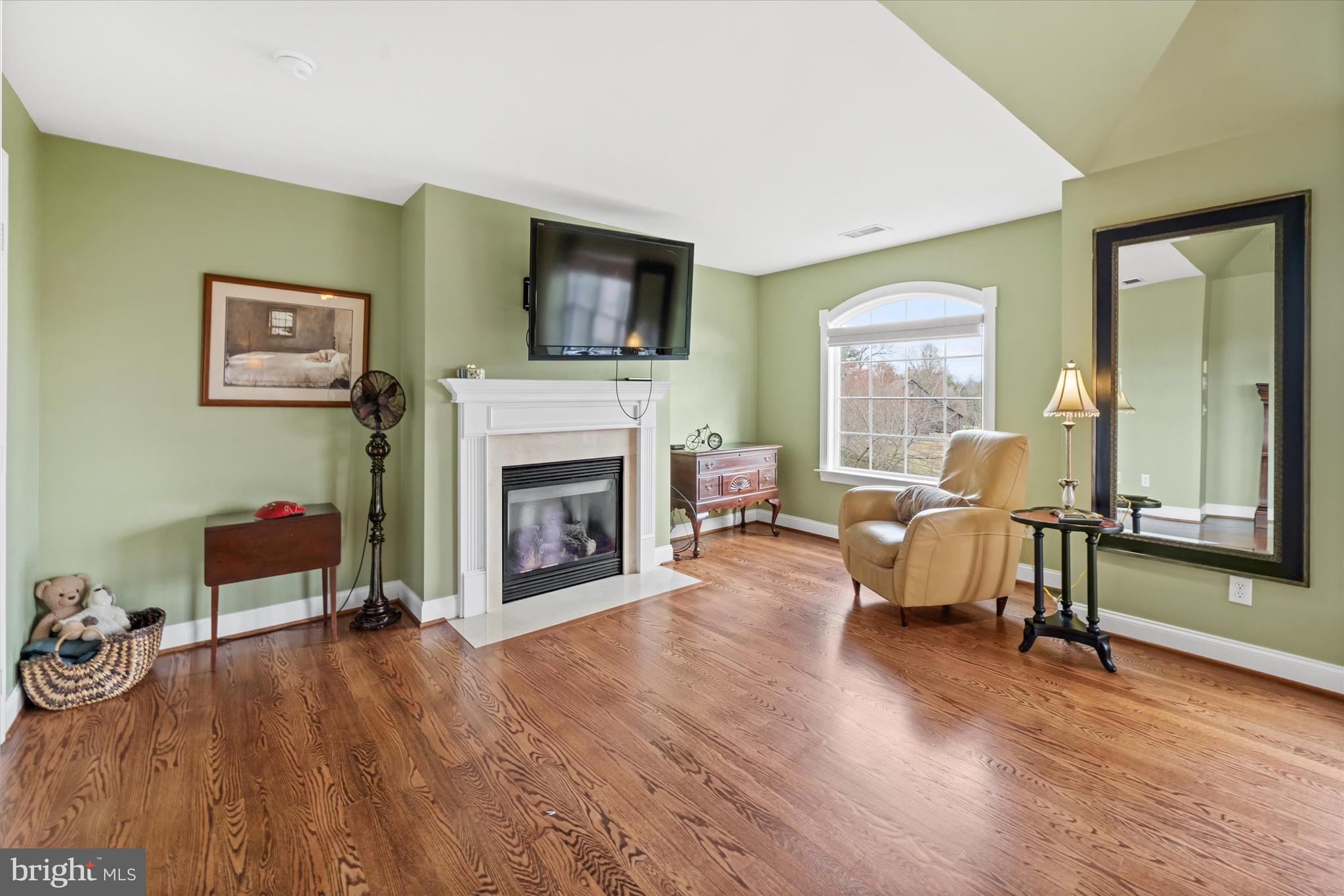 CARLTON NORTH GATE - Residential