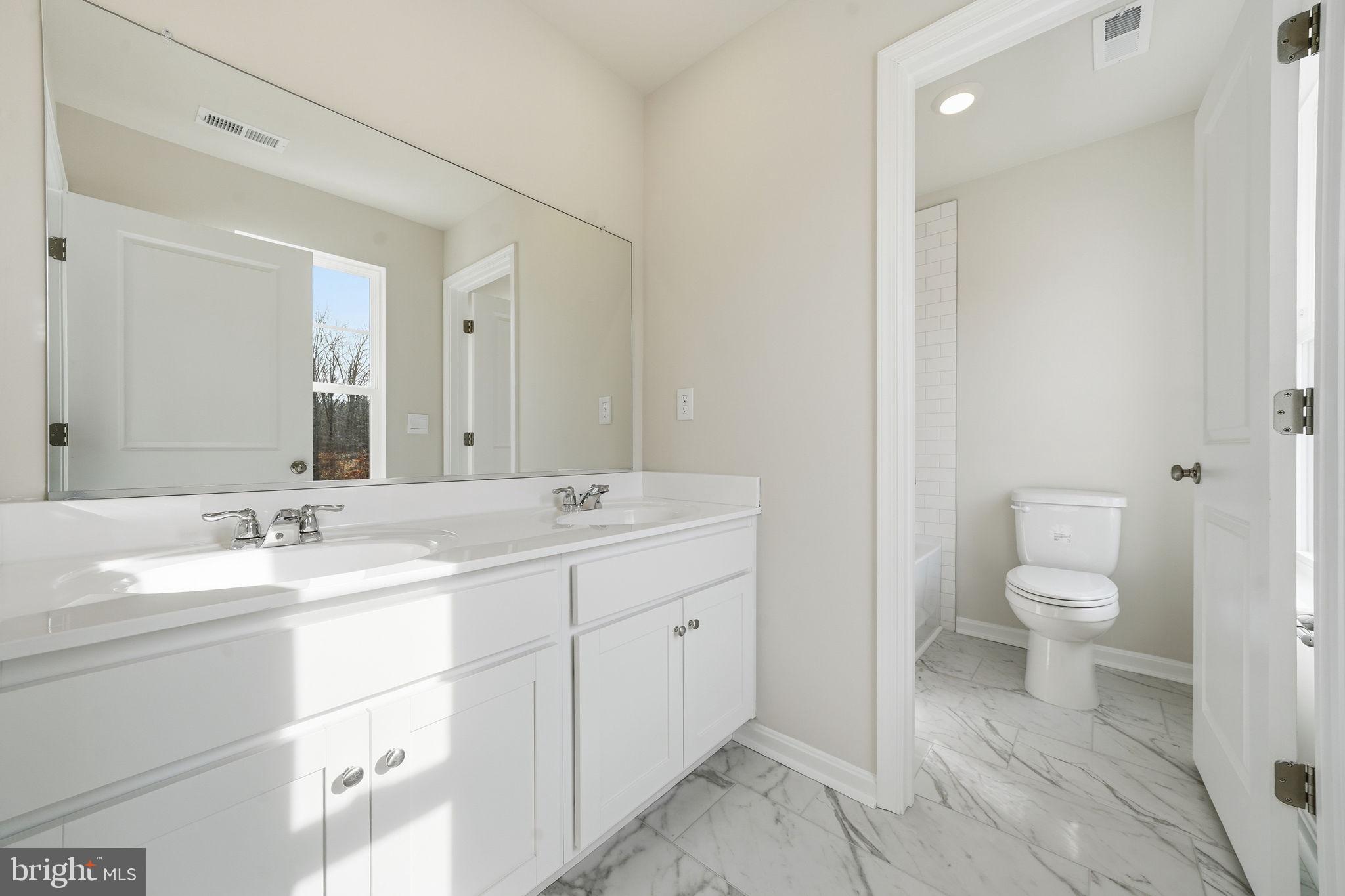 LADYSMITH VILLAGE - Residential