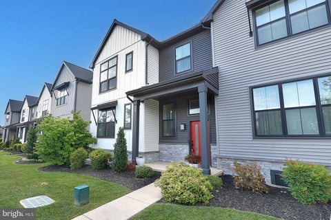 Townhouse For Sale - 209 Estate Drive<br/> MECHANICSBURG, PA 17055