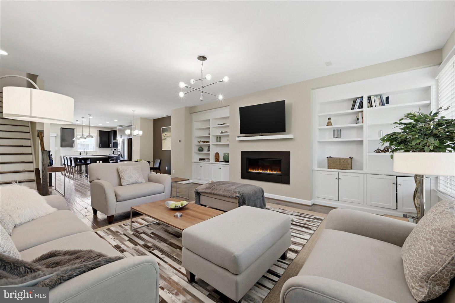 METRO ROW - Residential
