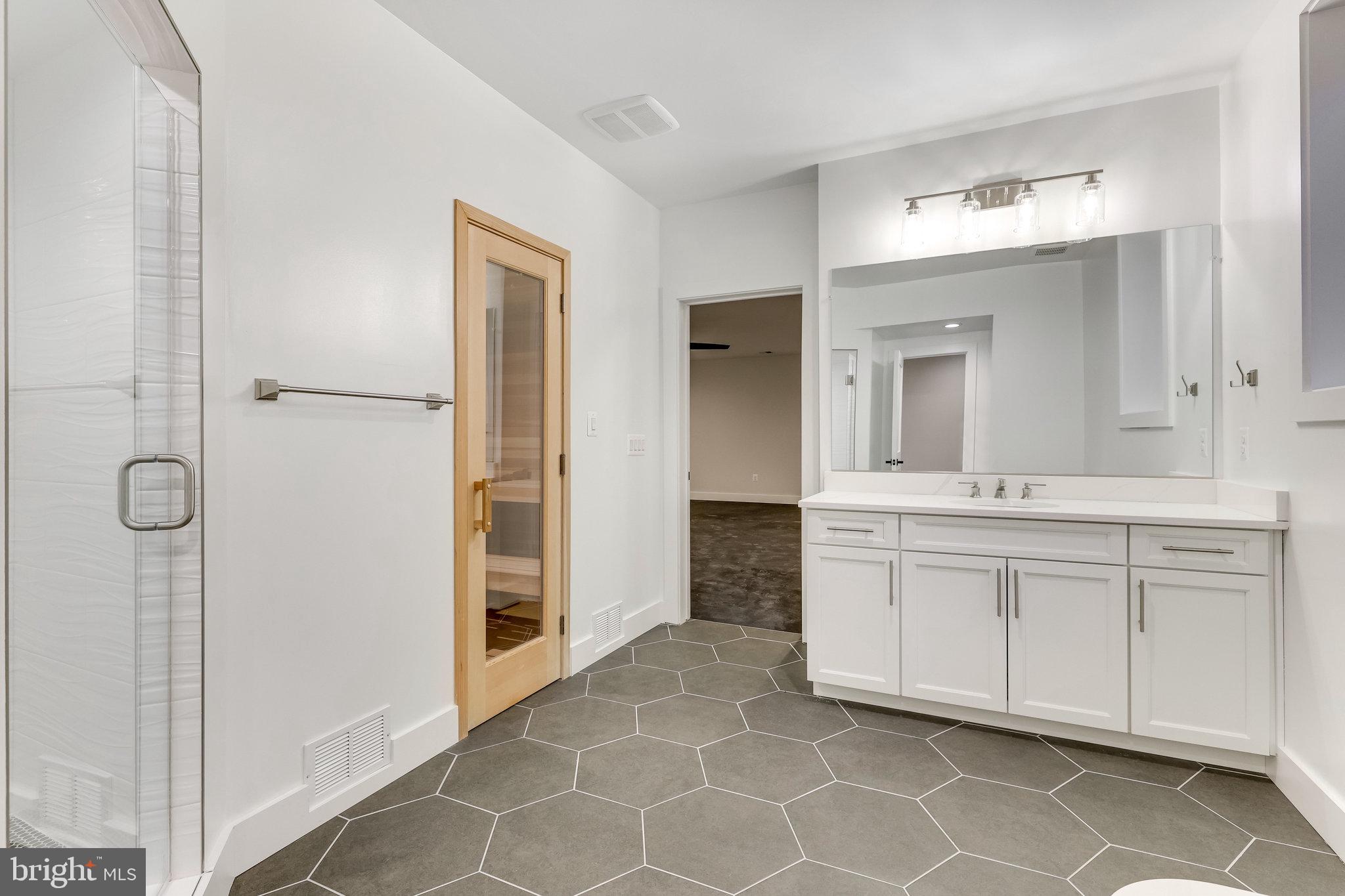 GREAT FALLS WOODS - Residential