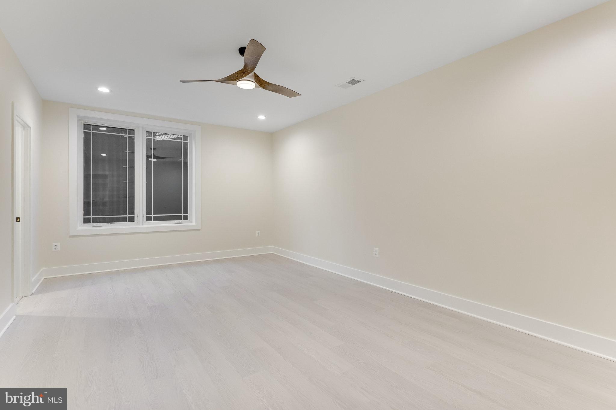 GREAT FALLS WOODS - Residential