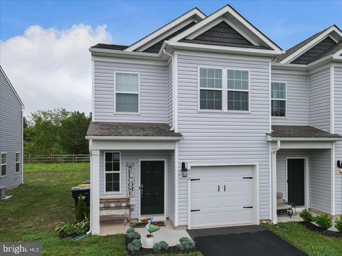 872 PEACEFUL LANE PENNSBURG PA 18073
